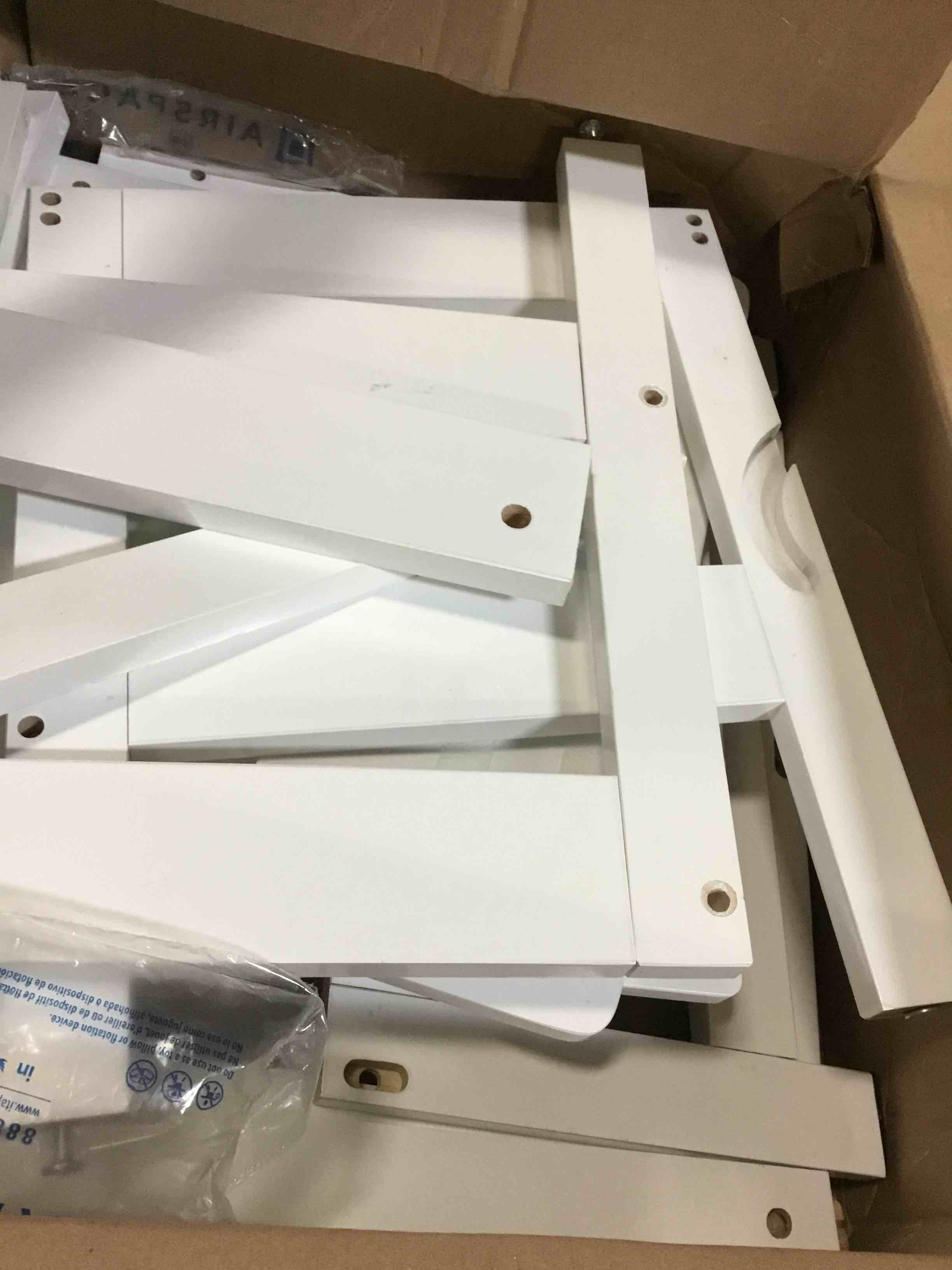 https://s3.amazonaws.com/lotting-images-prod/bidfta/YEL5541993_1696850581399.jpeg