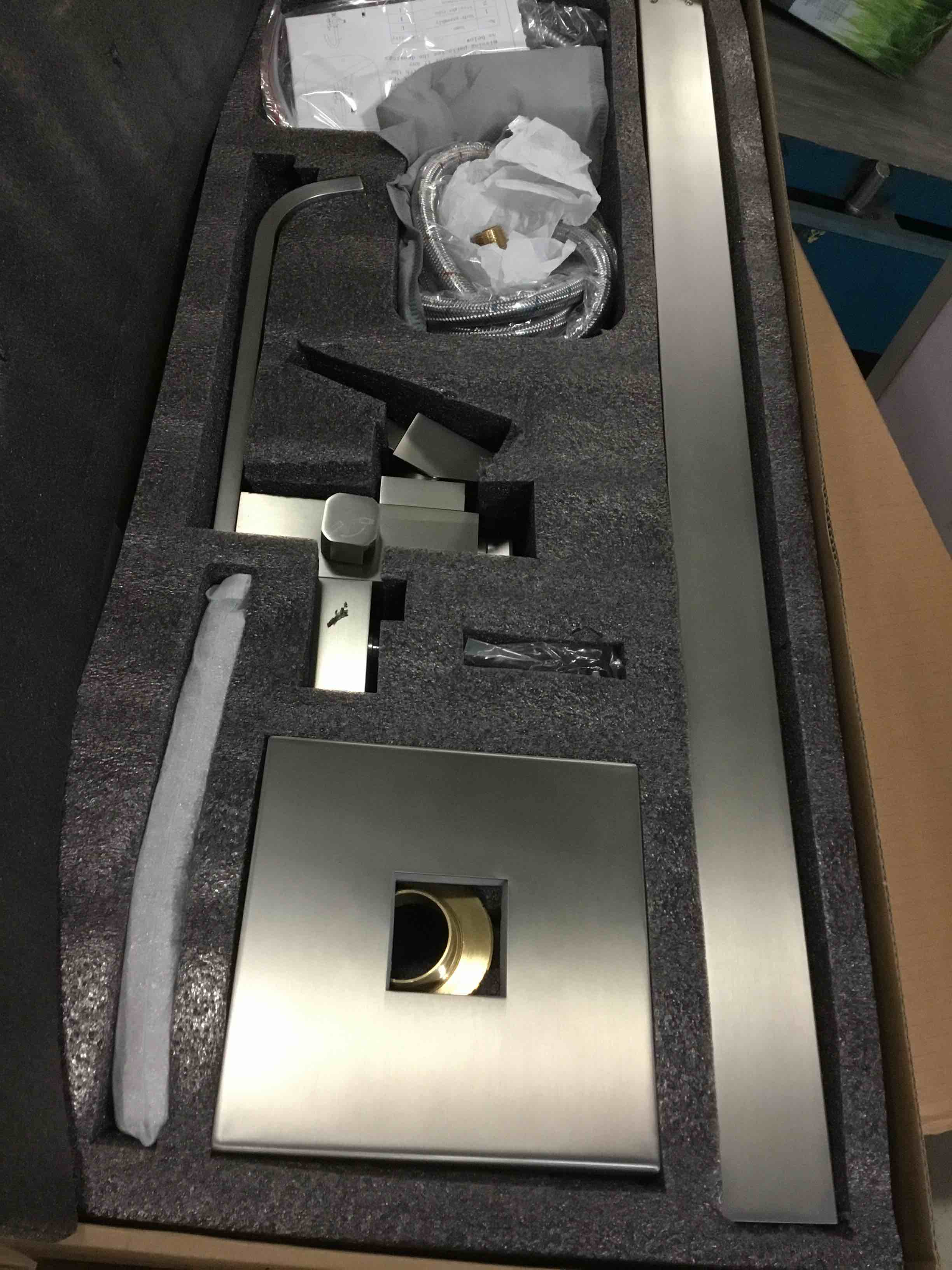 https://s3.amazonaws.com/lotting-images-prod/bidfta/YEL5542067_1696859373201.jpeg