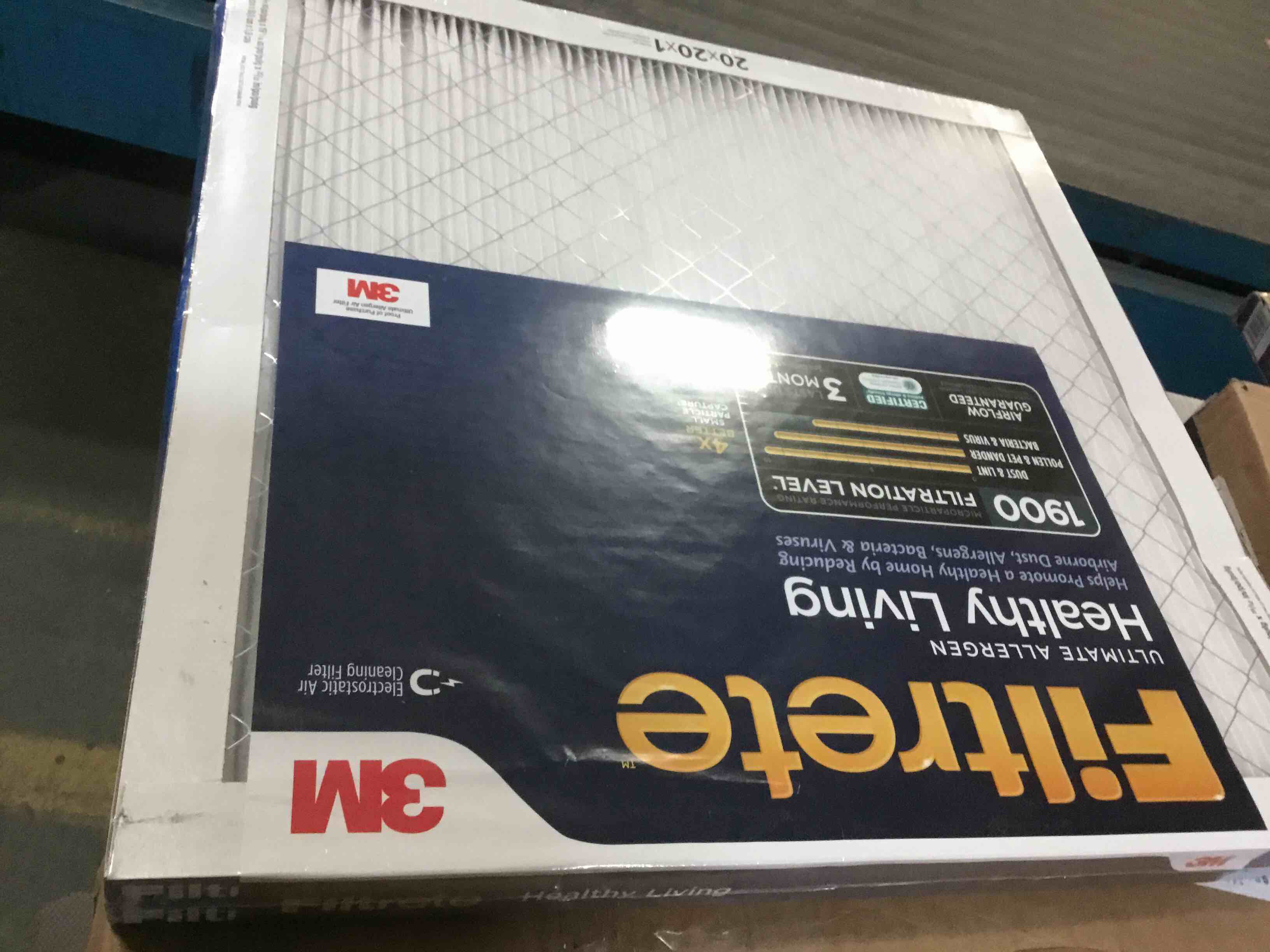 https://s3.amazonaws.com/lotting-images-prod/bidfta/YEL5542135_1696872102134.jpeg