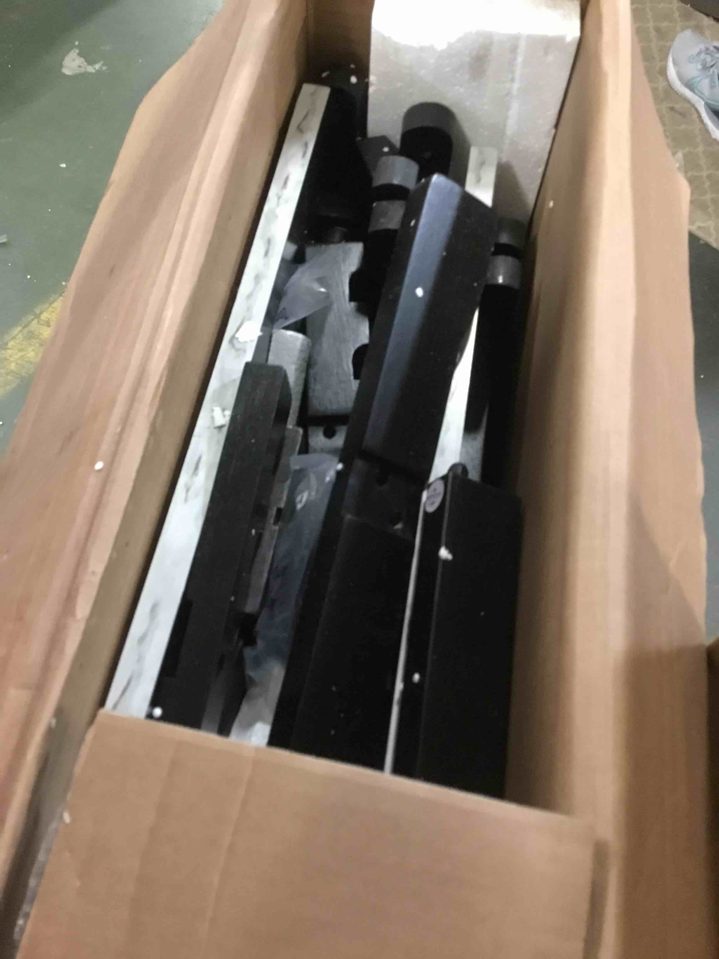 https://s3.amazonaws.com/lotting-images-prod/bidfta/YEL5542695_1697114925867.jpeg
