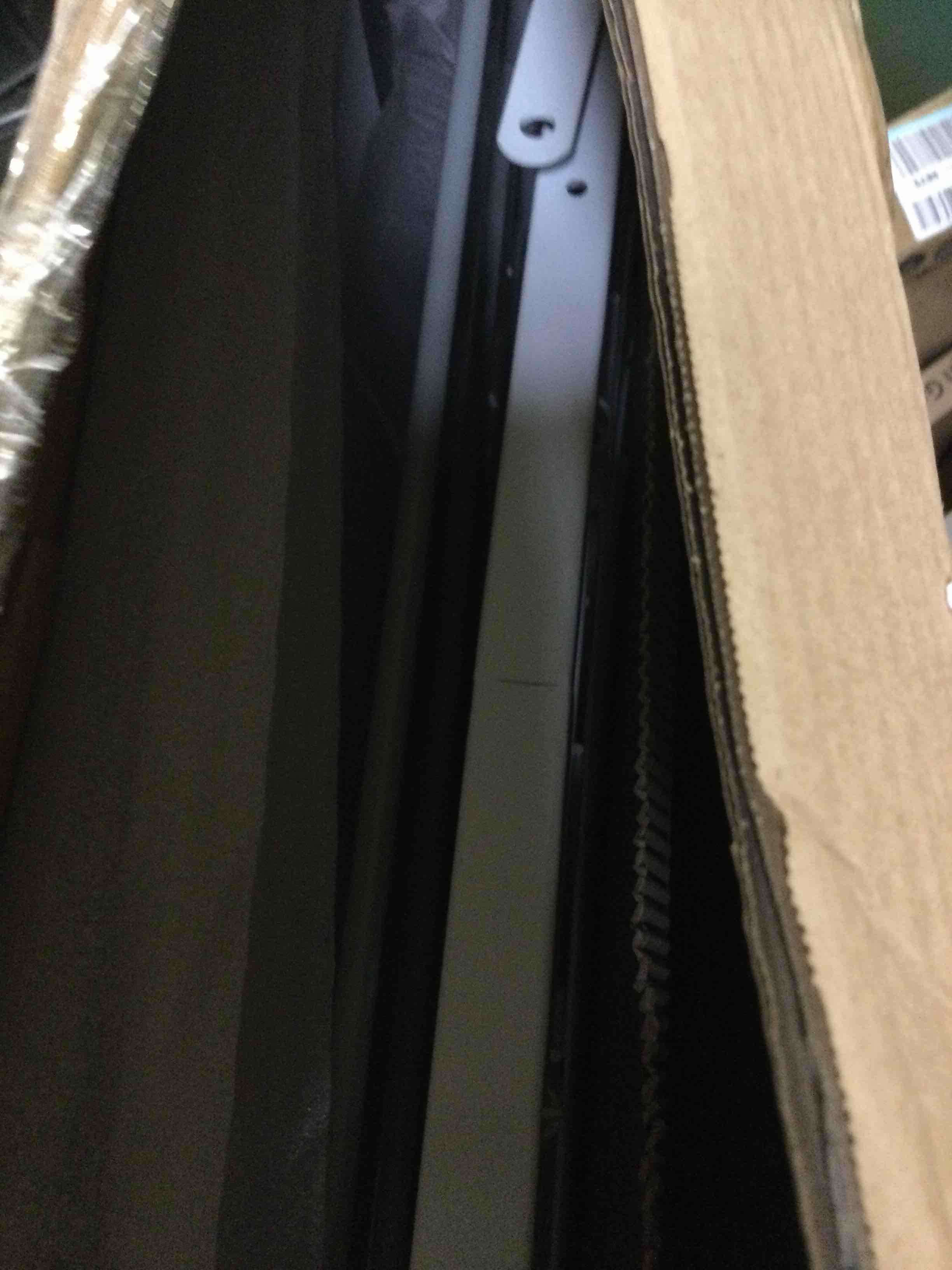 https://s3.amazonaws.com/lotting-images-prod/bidfta/YEL5543321_1697553283081.jpeg