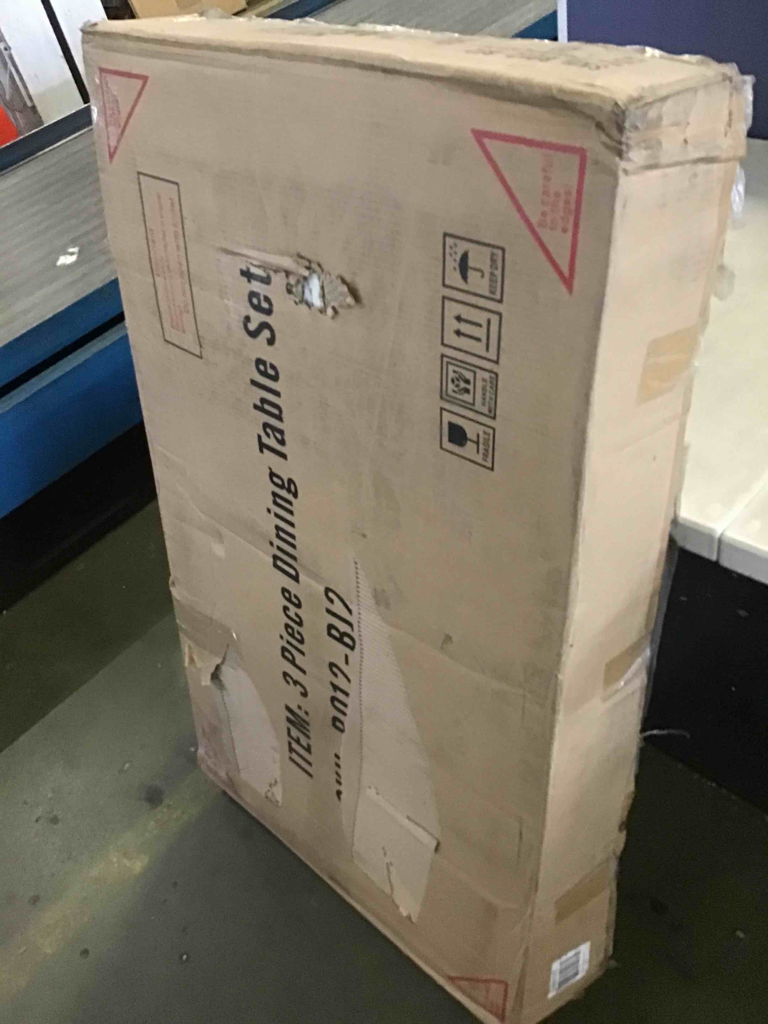 https://s3.amazonaws.com/lotting-images-prod/bidfta/YEL5544530_1696434516547.jpeg