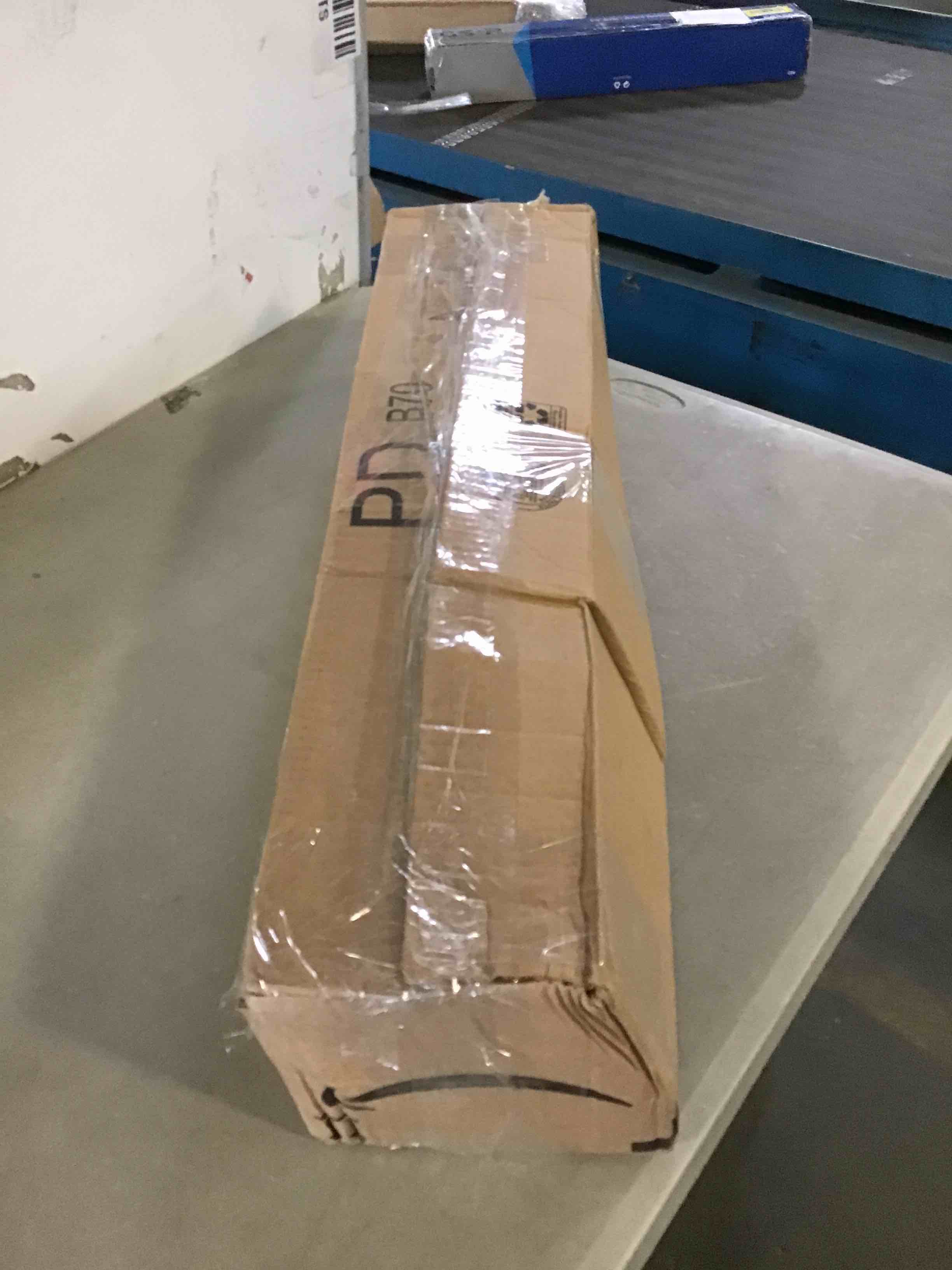 https://s3.amazonaws.com/lotting-images-prod/bidfta/YEL5544985_1696608225053.jpeg