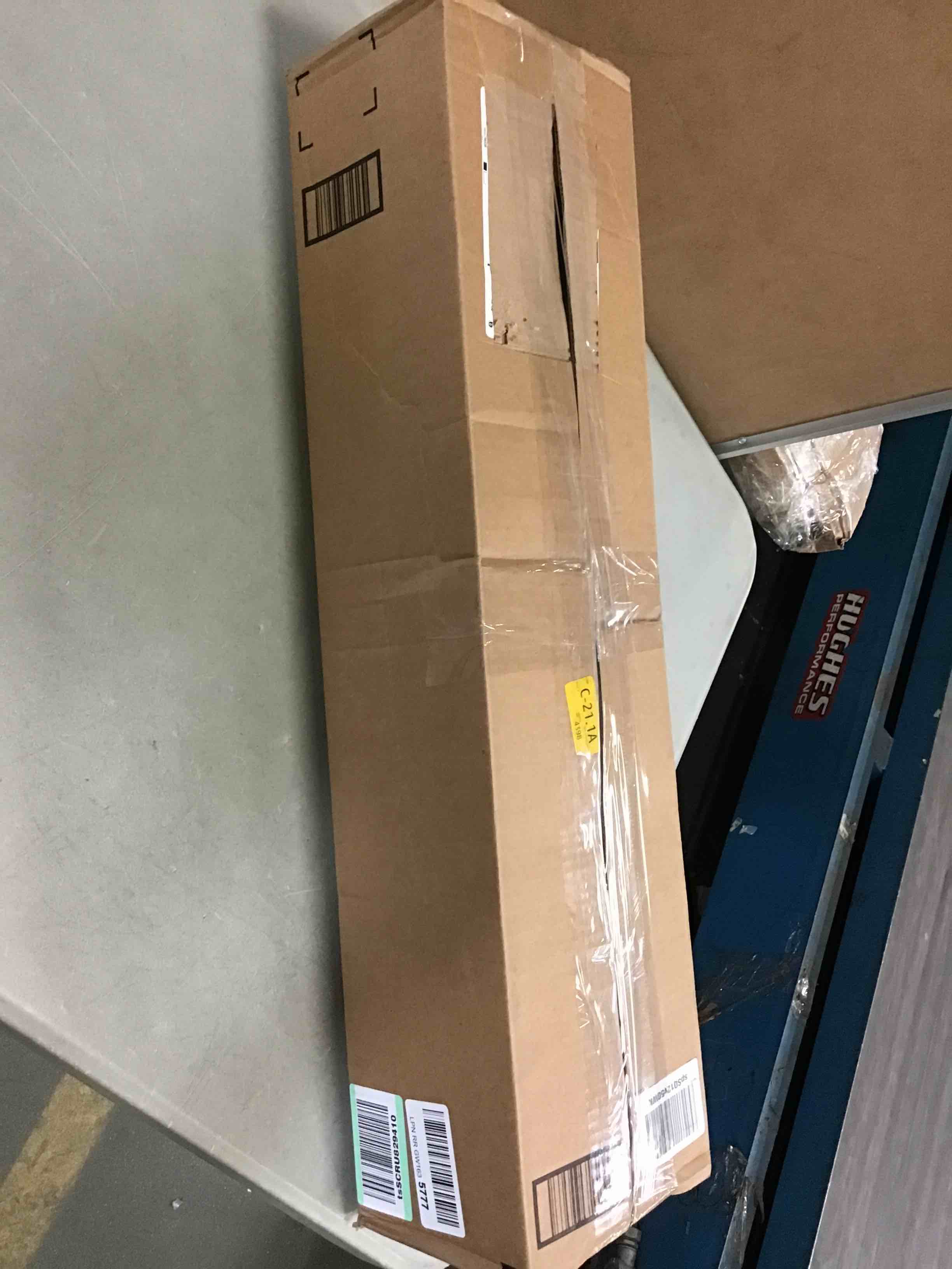 https://s3.amazonaws.com/lotting-images-prod/bidfta/YEL5545709_1697135743343.jpeg