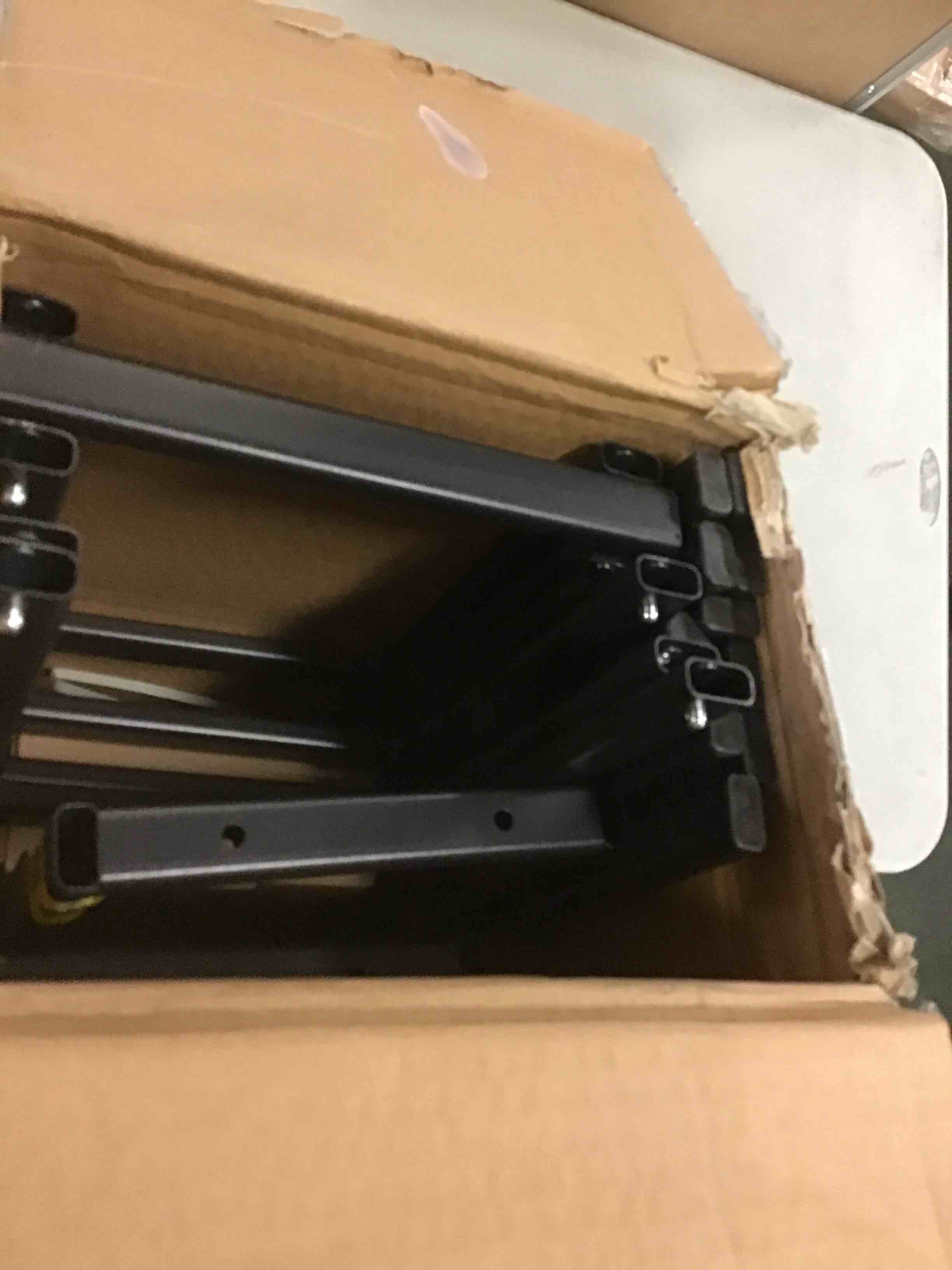 https://s3.amazonaws.com/lotting-images-prod/bidfta/YEL5545752_1697141256848.jpeg