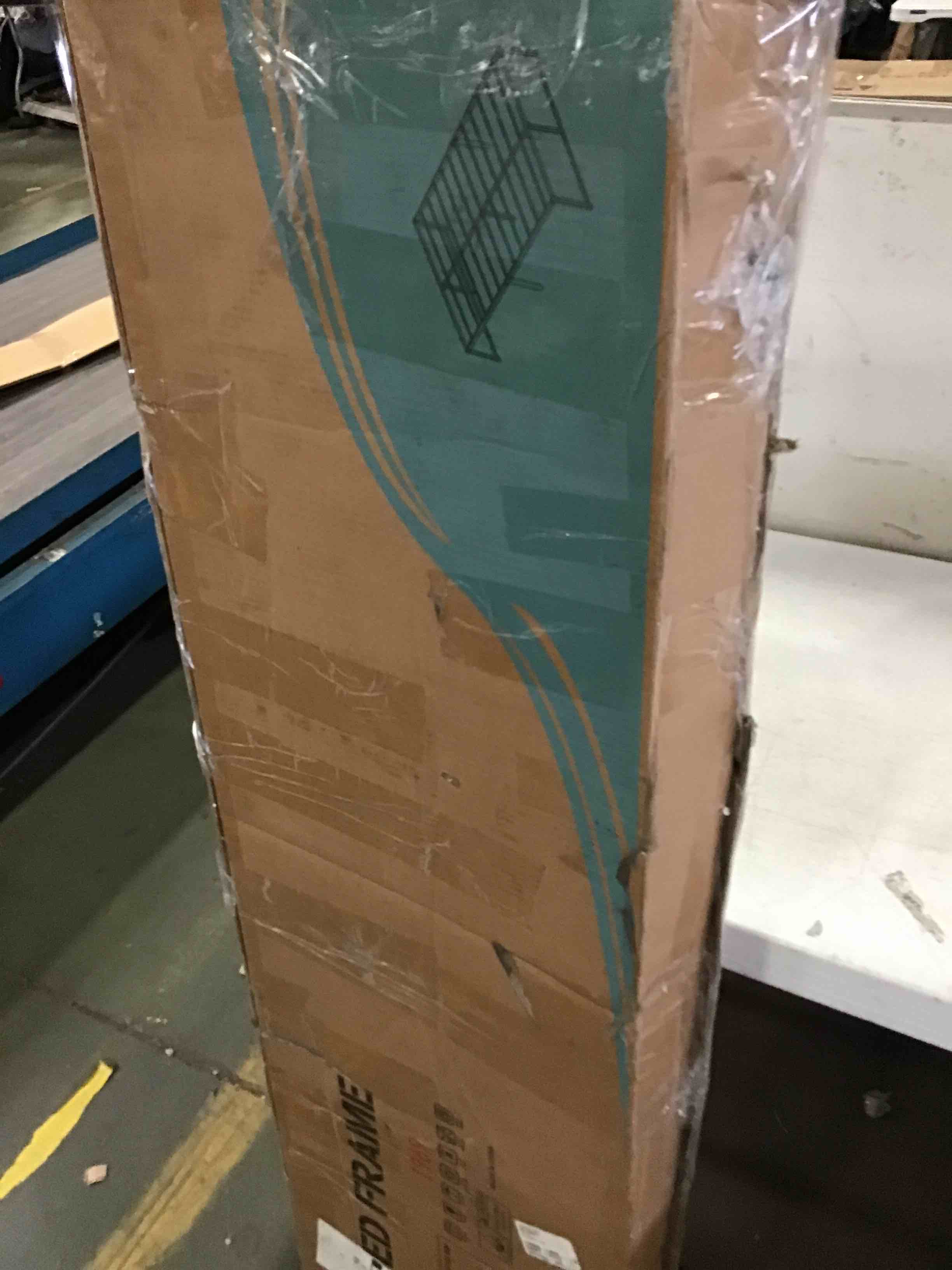 https://s3.amazonaws.com/lotting-images-prod/bidfta/YEL5545833_1697220304420.jpeg