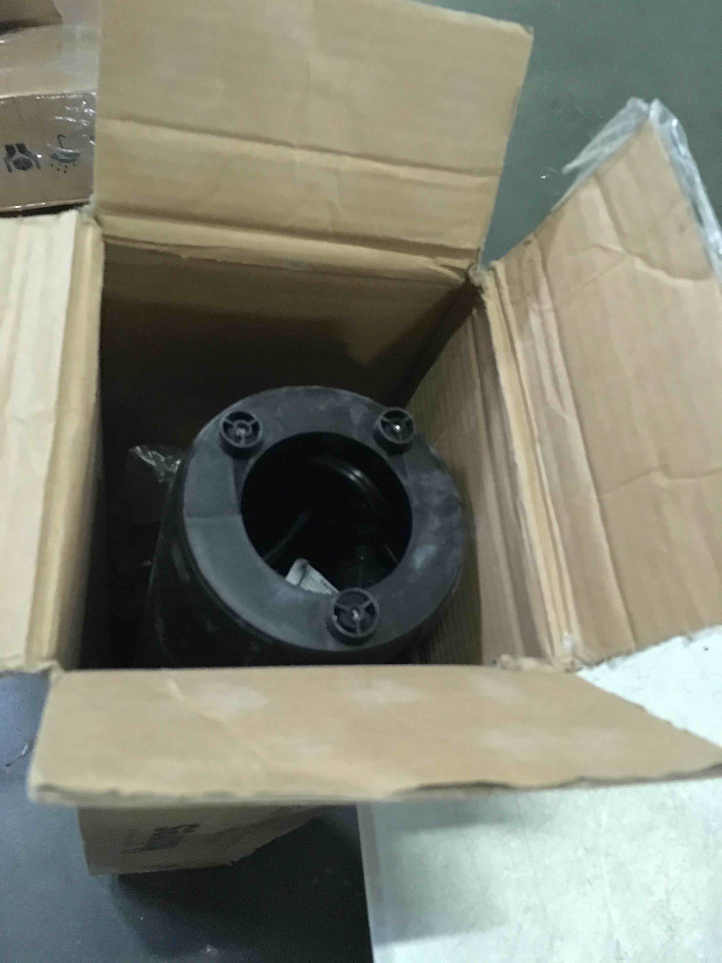 https://s3.amazonaws.com/lotting-images-prod/bidfta/YEL5547333_1697739389930.jpeg