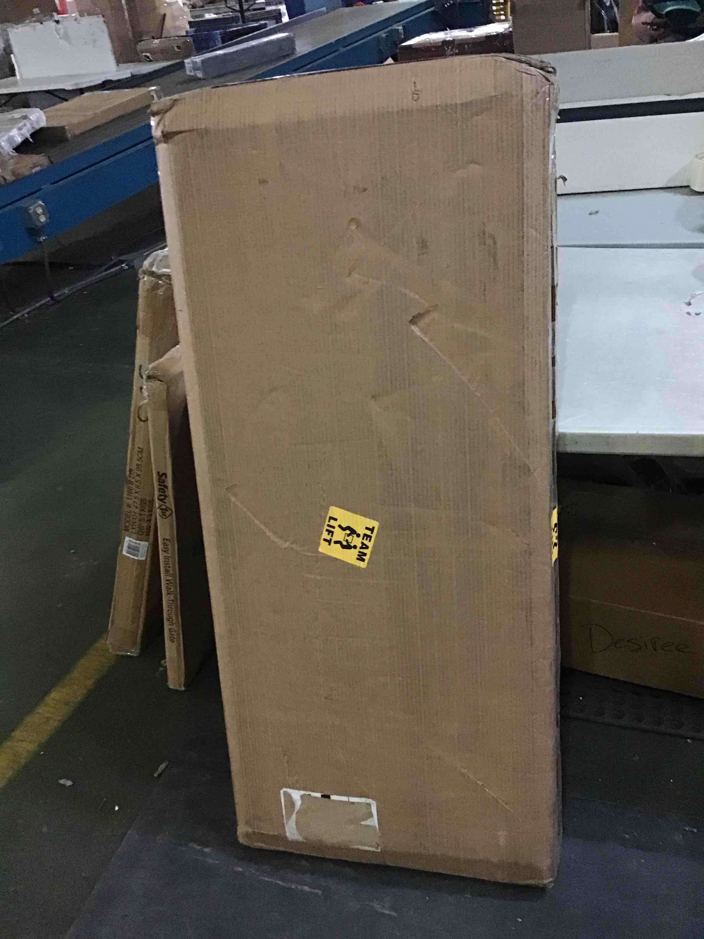 https://s3.amazonaws.com/lotting-images-prod/bidfta/YEL5547414_1697812095113.jpeg
