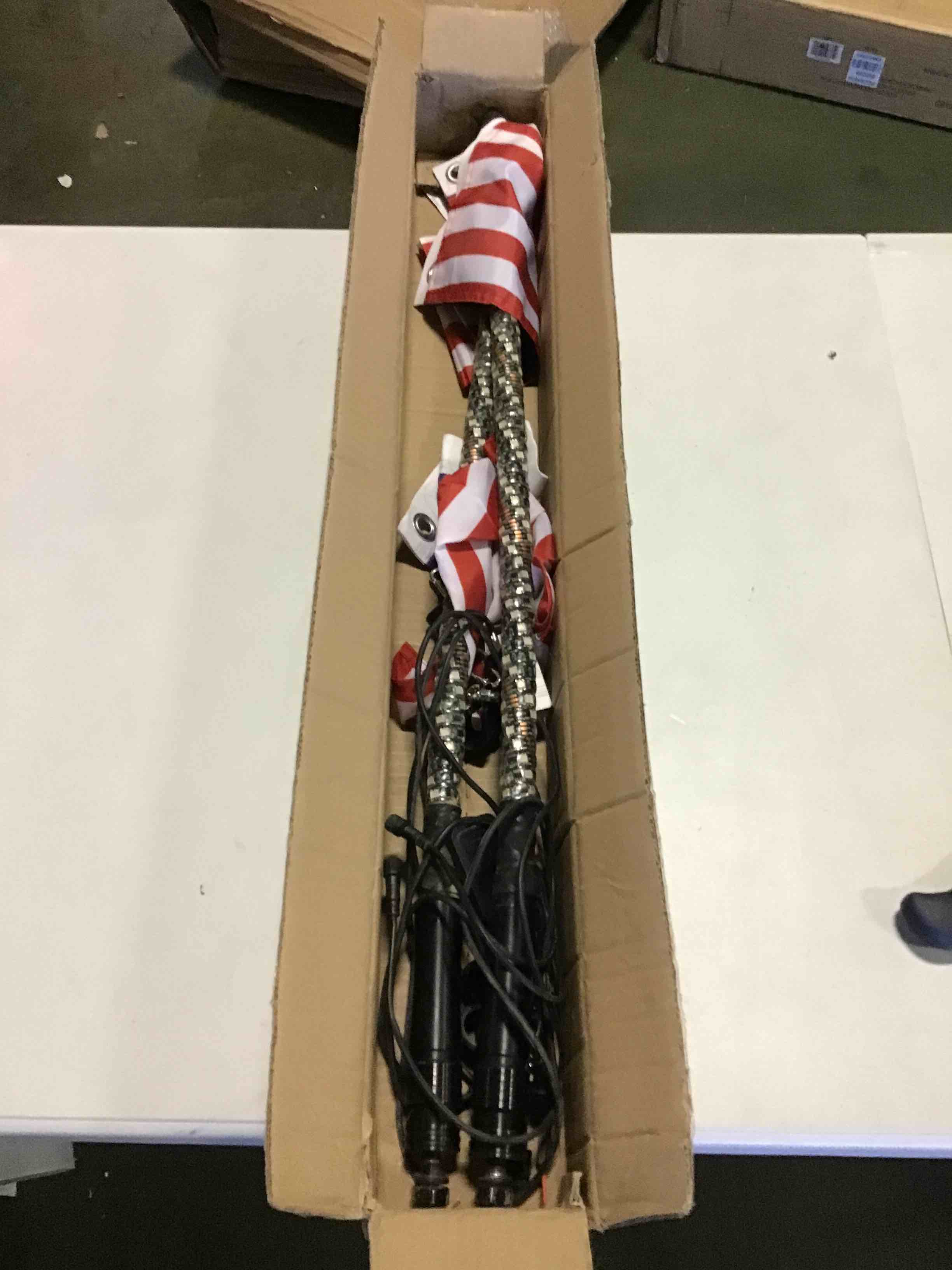 https://s3.amazonaws.com/lotting-images-prod/bidfta/YEL5547764_1696952072688.jpeg