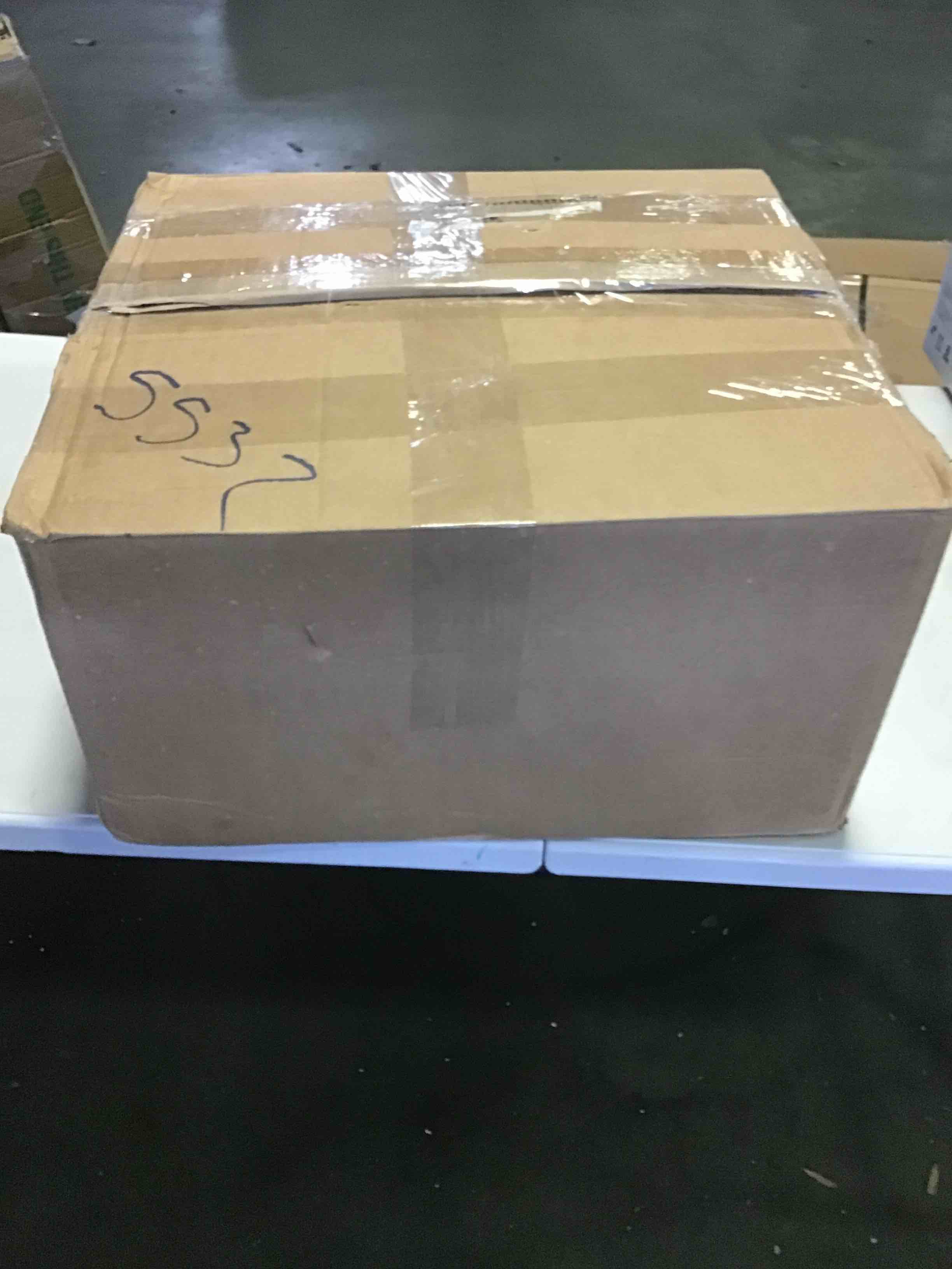 https://s3.amazonaws.com/lotting-images-prod/bidfta/YEL5547785_1696959957858.jpeg
