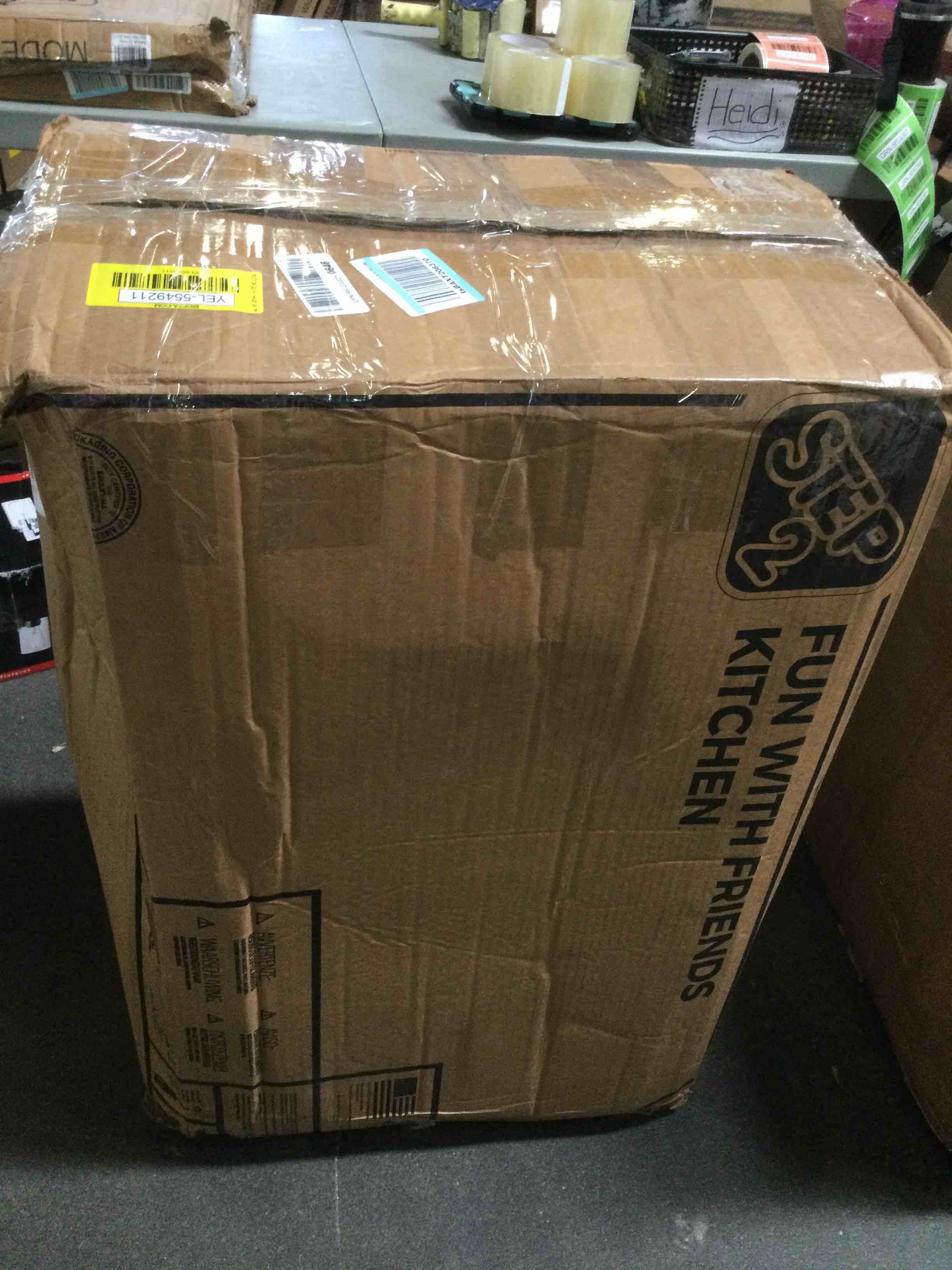 https://s3.amazonaws.com/lotting-images-prod/bidfta/YEL5549211_1697221739855.jpeg