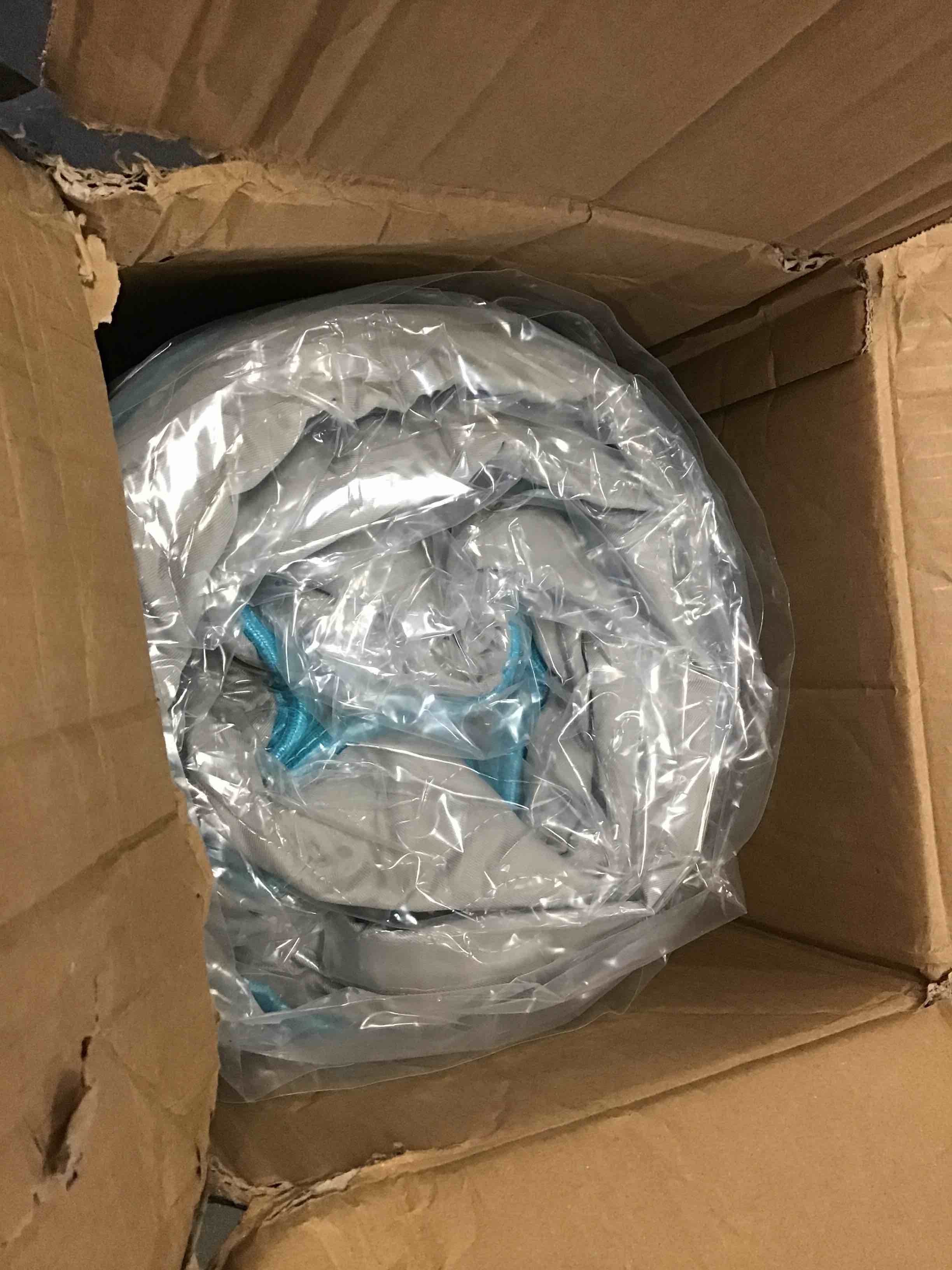https://s3.amazonaws.com/lotting-images-prod/bidfta/YEL5550016_1698419776543.jpeg