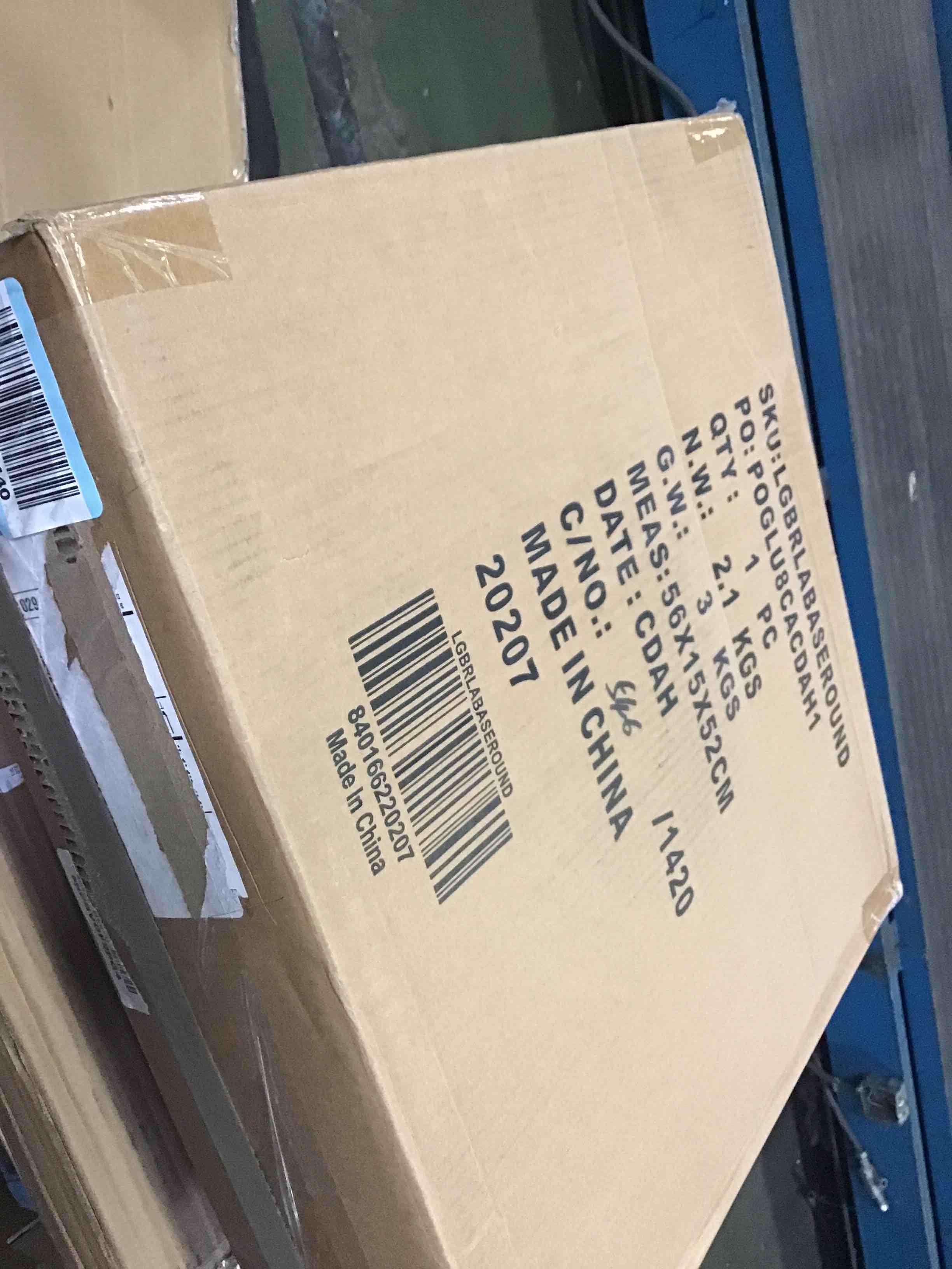 https://s3.amazonaws.com/lotting-images-prod/bidfta/YEL5550096_1698432952647.jpeg