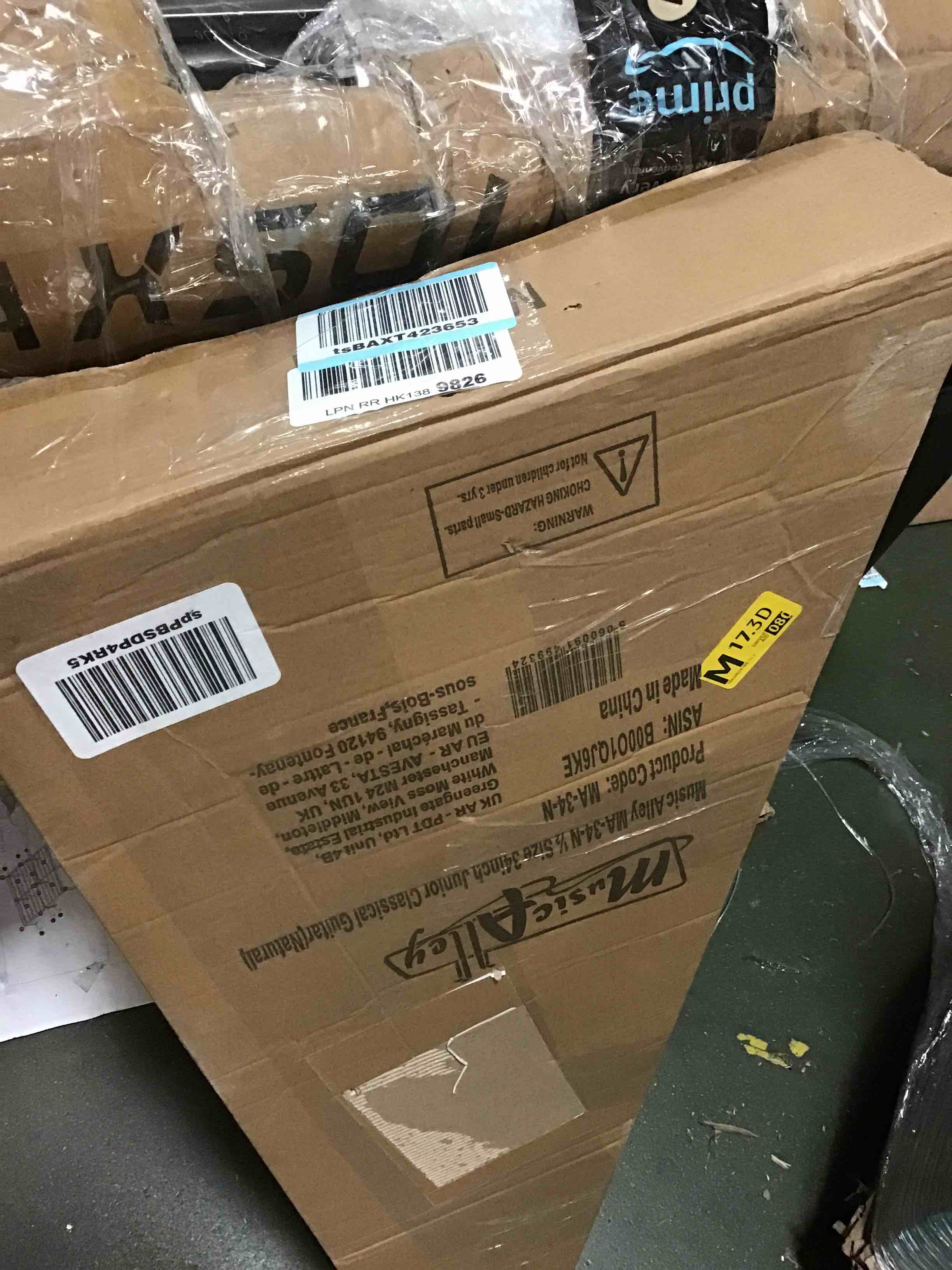 https://s3.amazonaws.com/lotting-images-prod/bidfta/YEL5550359_1698773548675.jpeg