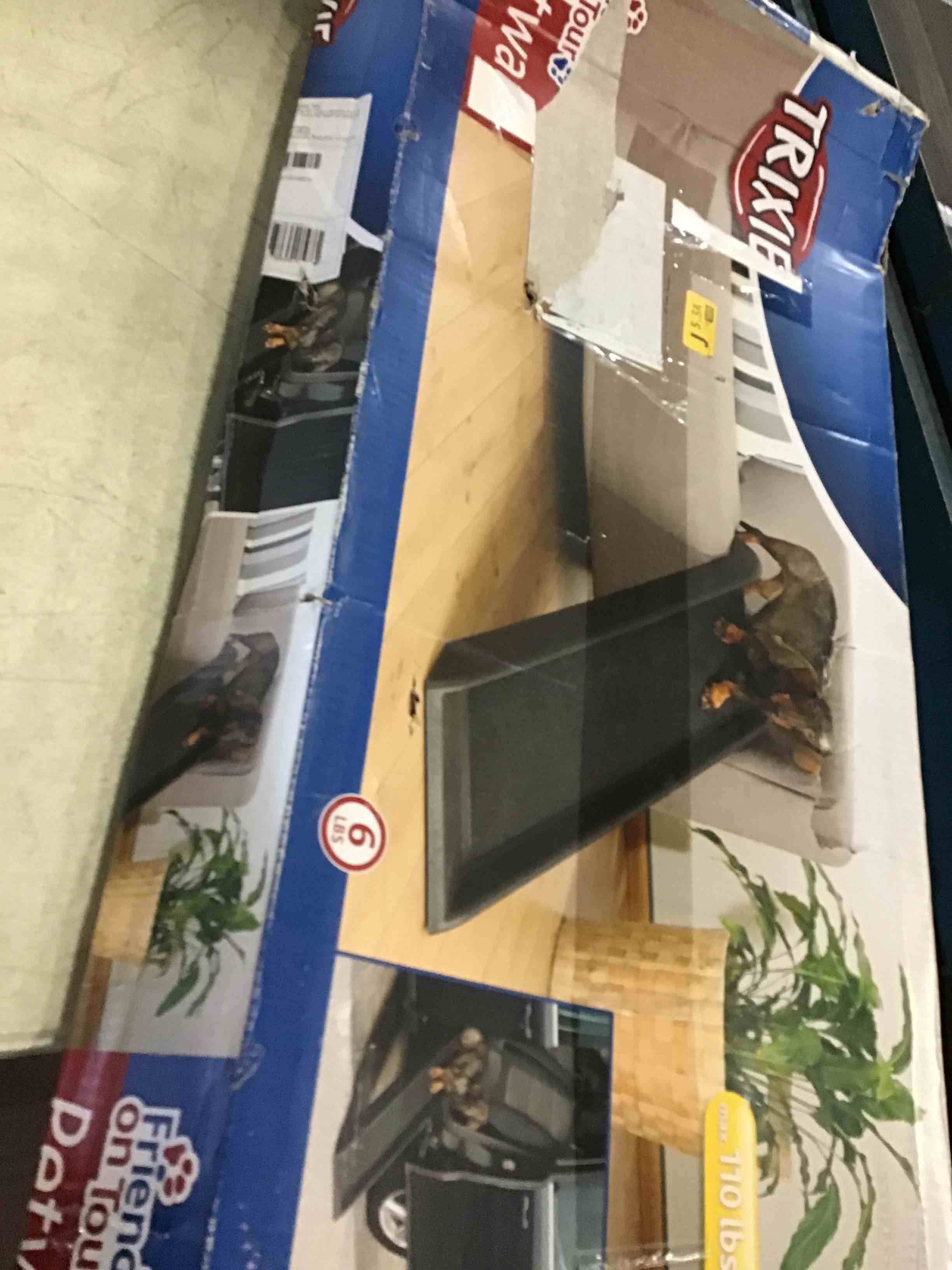 https://s3.amazonaws.com/lotting-images-prod/bidfta/YEL5551195_1696623655099.jpeg