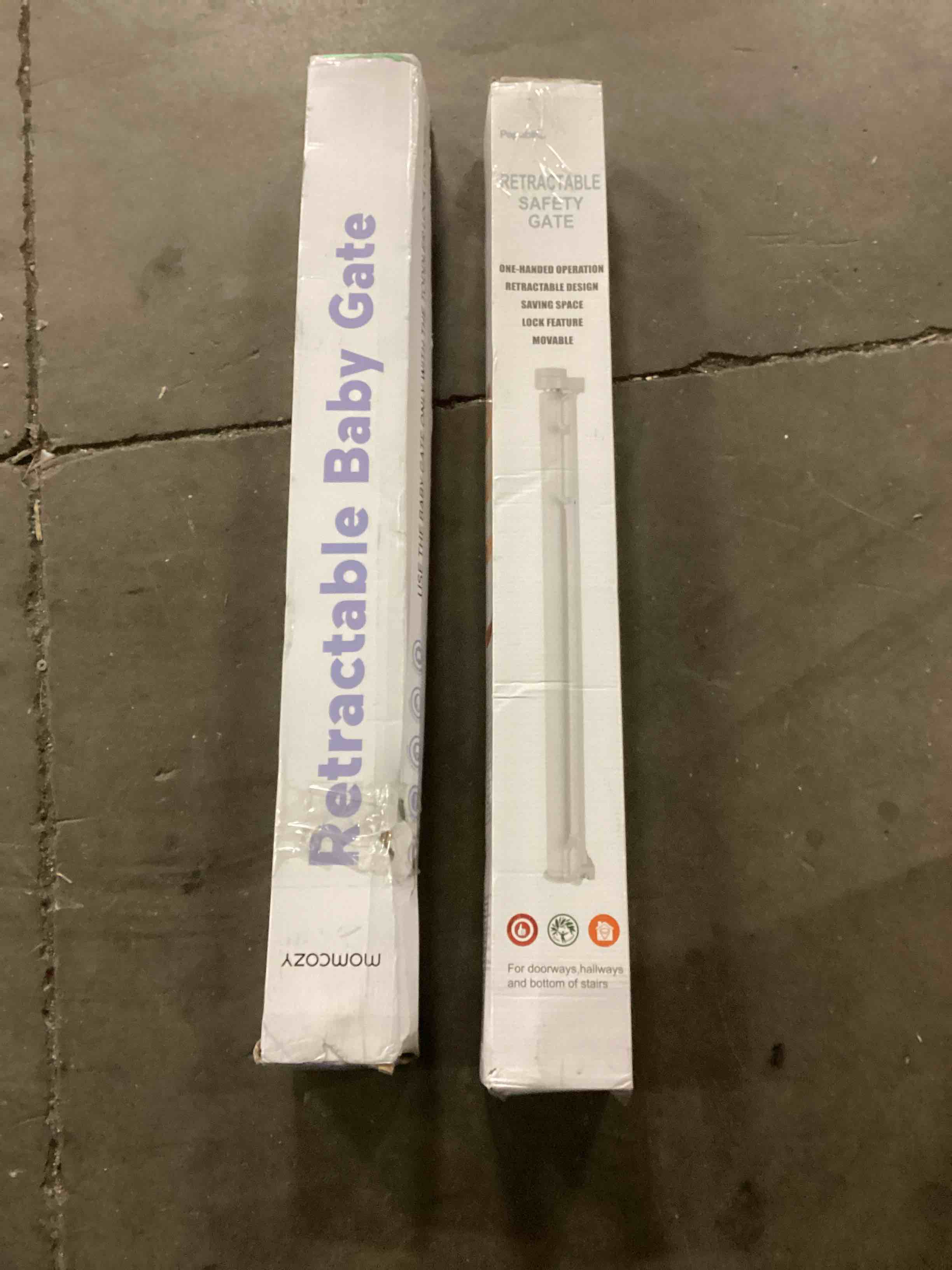 Assorted household, Retractable Baby Gate 