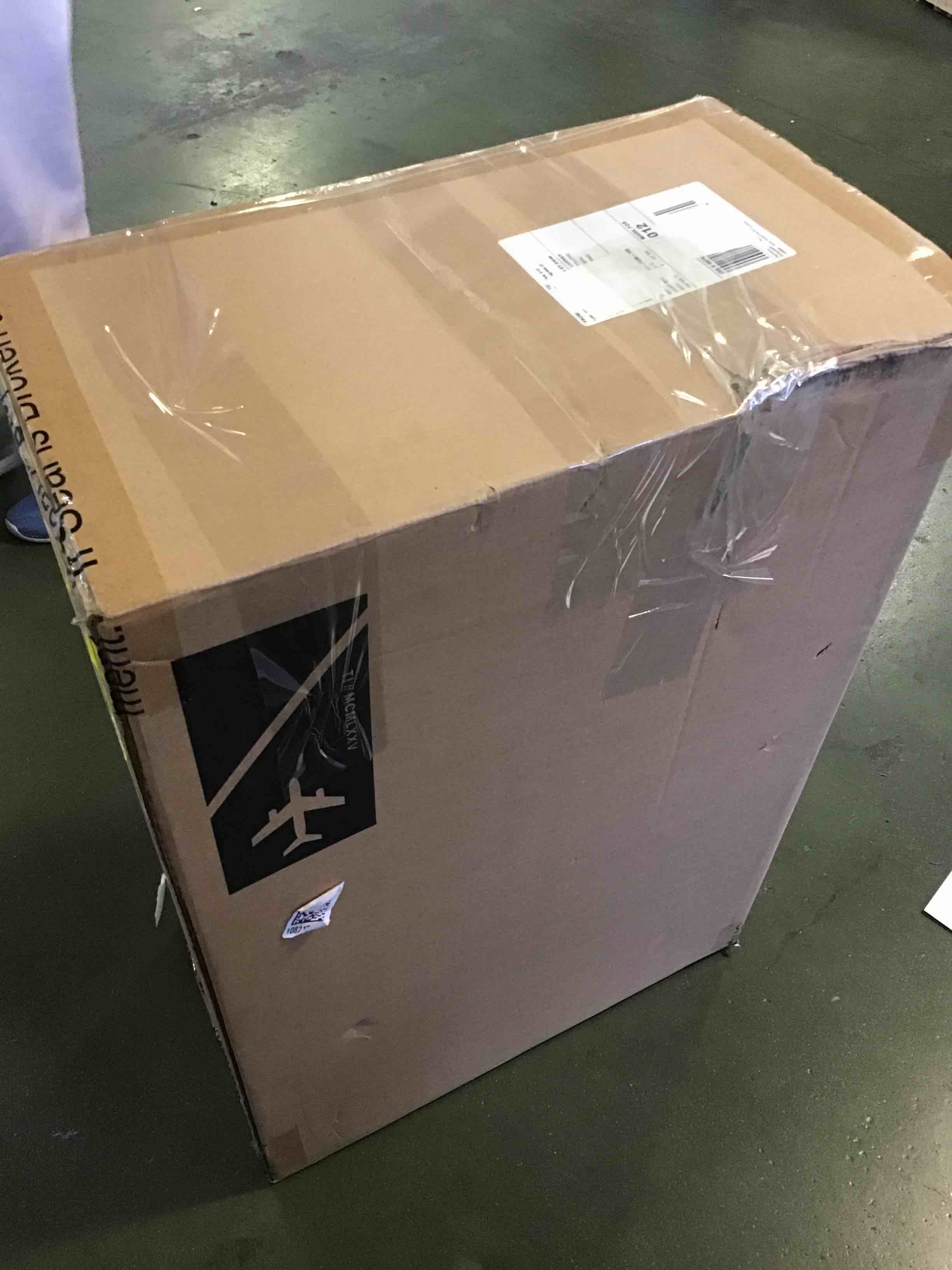 https://s3.amazonaws.com/lotting-images-prod/bidfta/YEL5576101_1696612795965.jpeg
