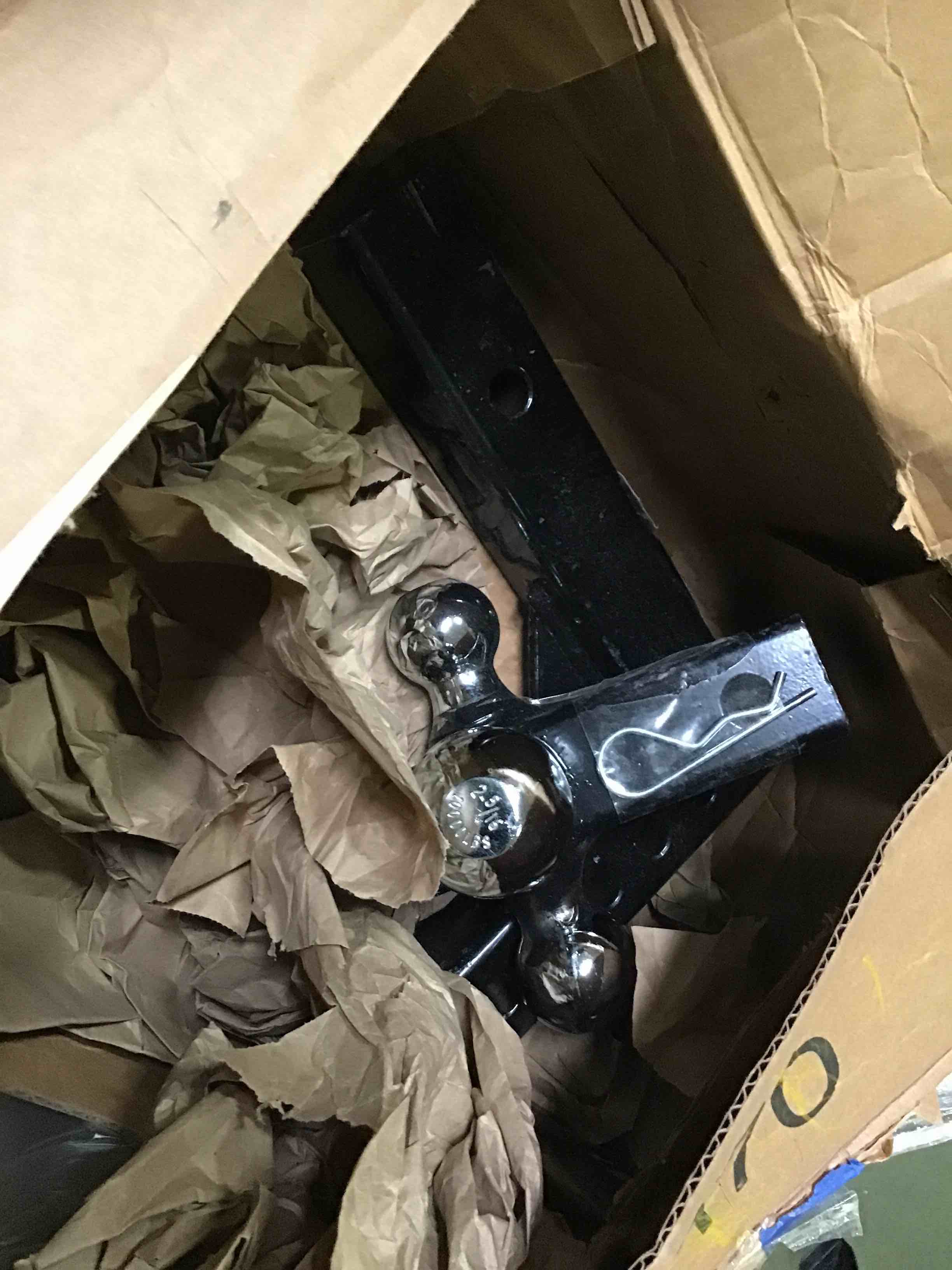 https://s3.amazonaws.com/lotting-images-prod/bidfta/YEL5578536_1697566429839.jpeg