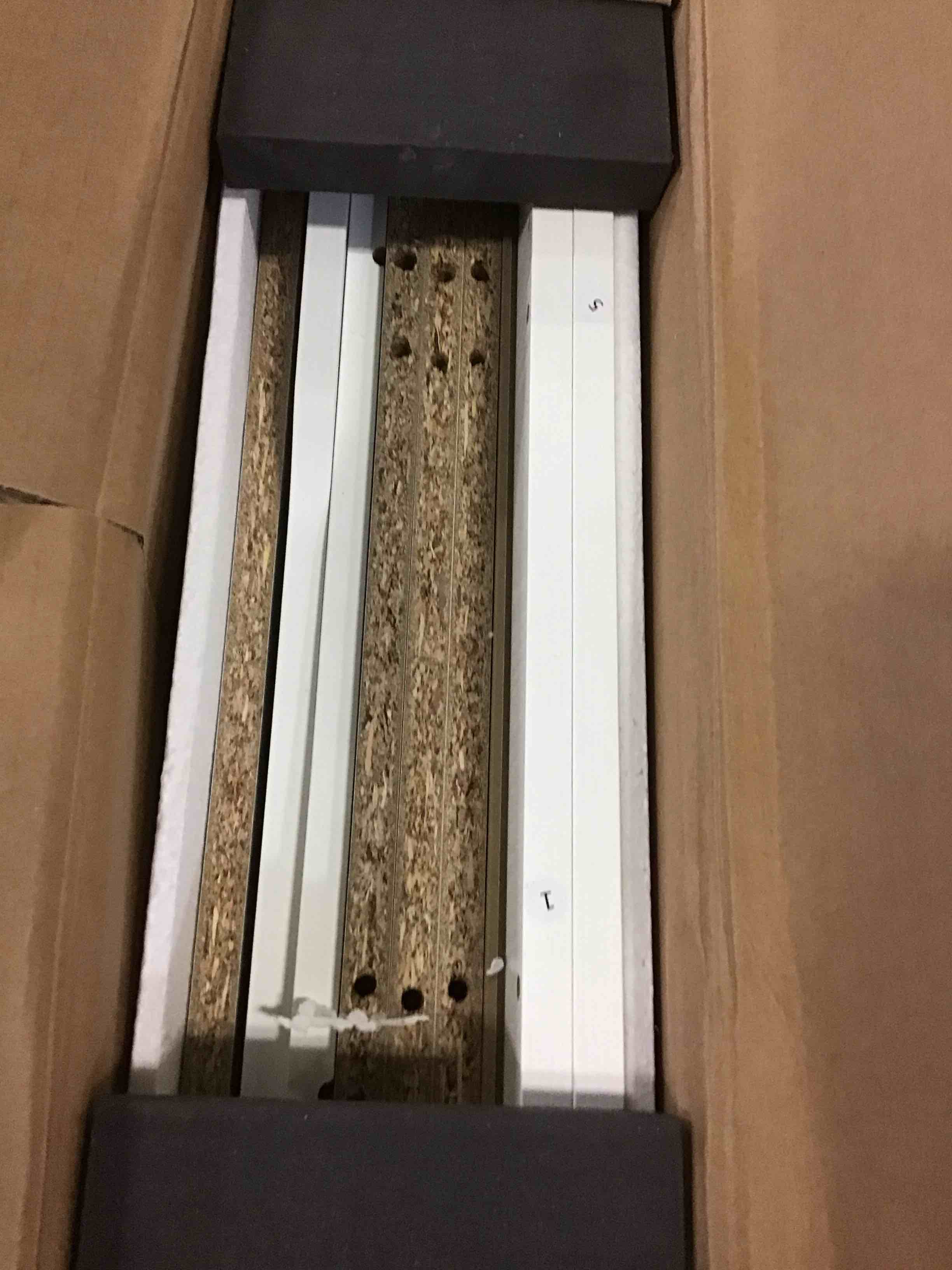 https://s3.amazonaws.com/lotting-images-prod/bidfta/YEL5579785_1697824251215.jpeg