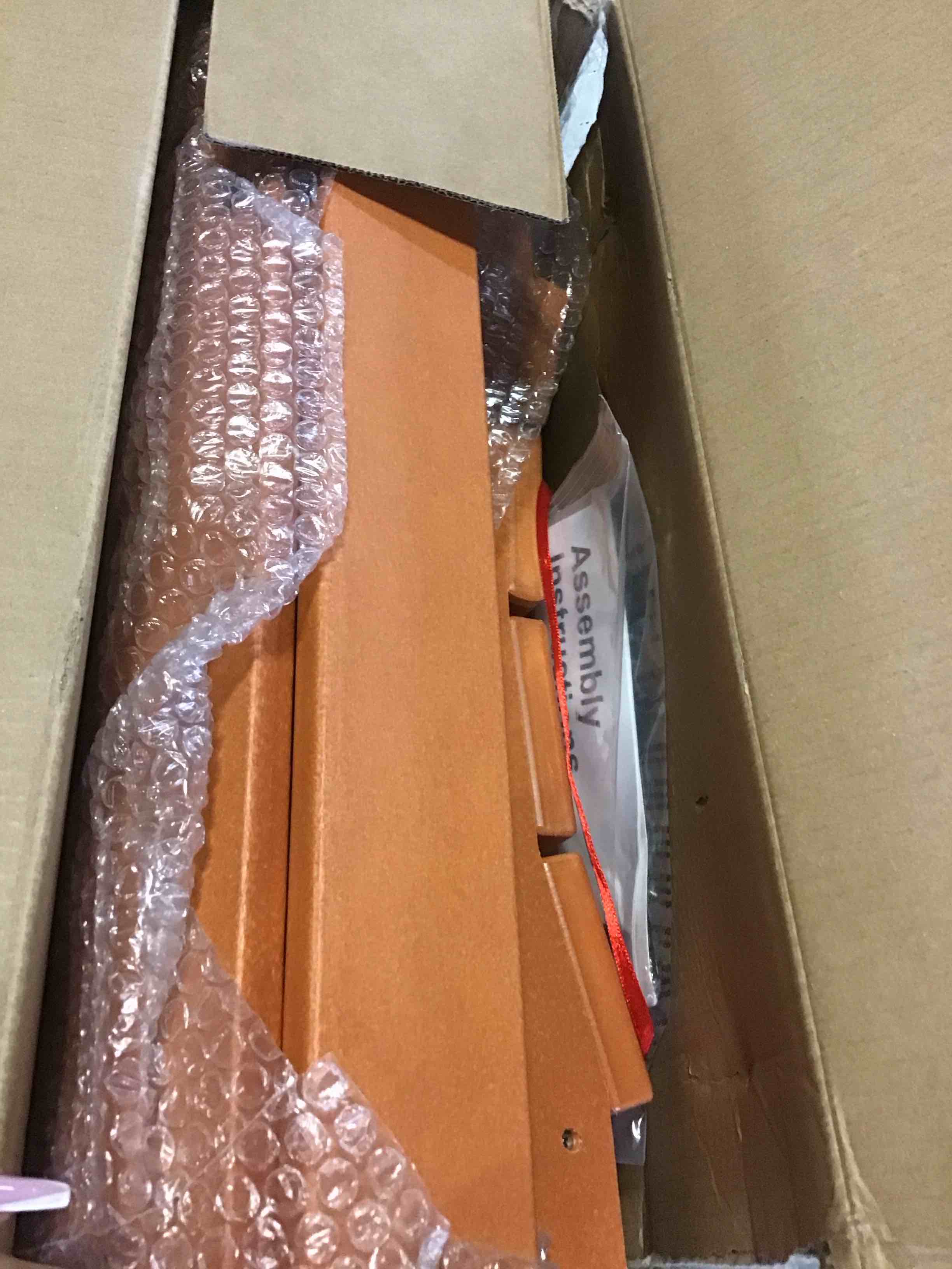 https://s3.amazonaws.com/lotting-images-prod/bidfta/YEL5579952_1698347981666.jpeg