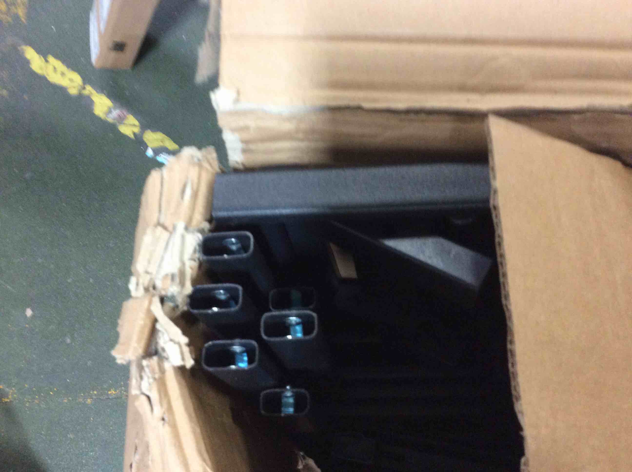 https://s3.amazonaws.com/lotting-images-prod/bidfta/YEL5585066_1697035398086.jpeg