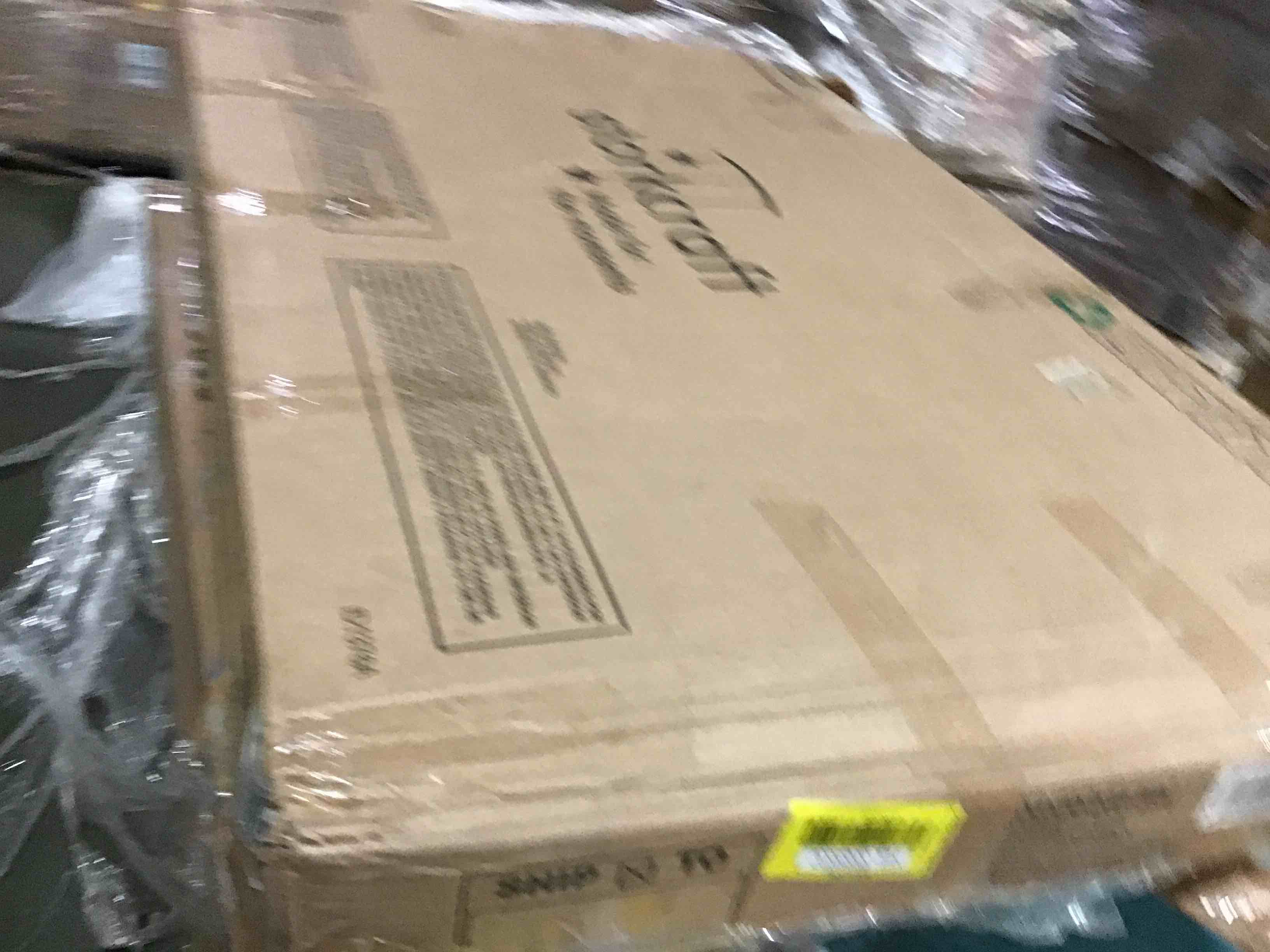 https://s3.amazonaws.com/lotting-images-prod/bidfta/YEL5585832_1697563255617.jpeg