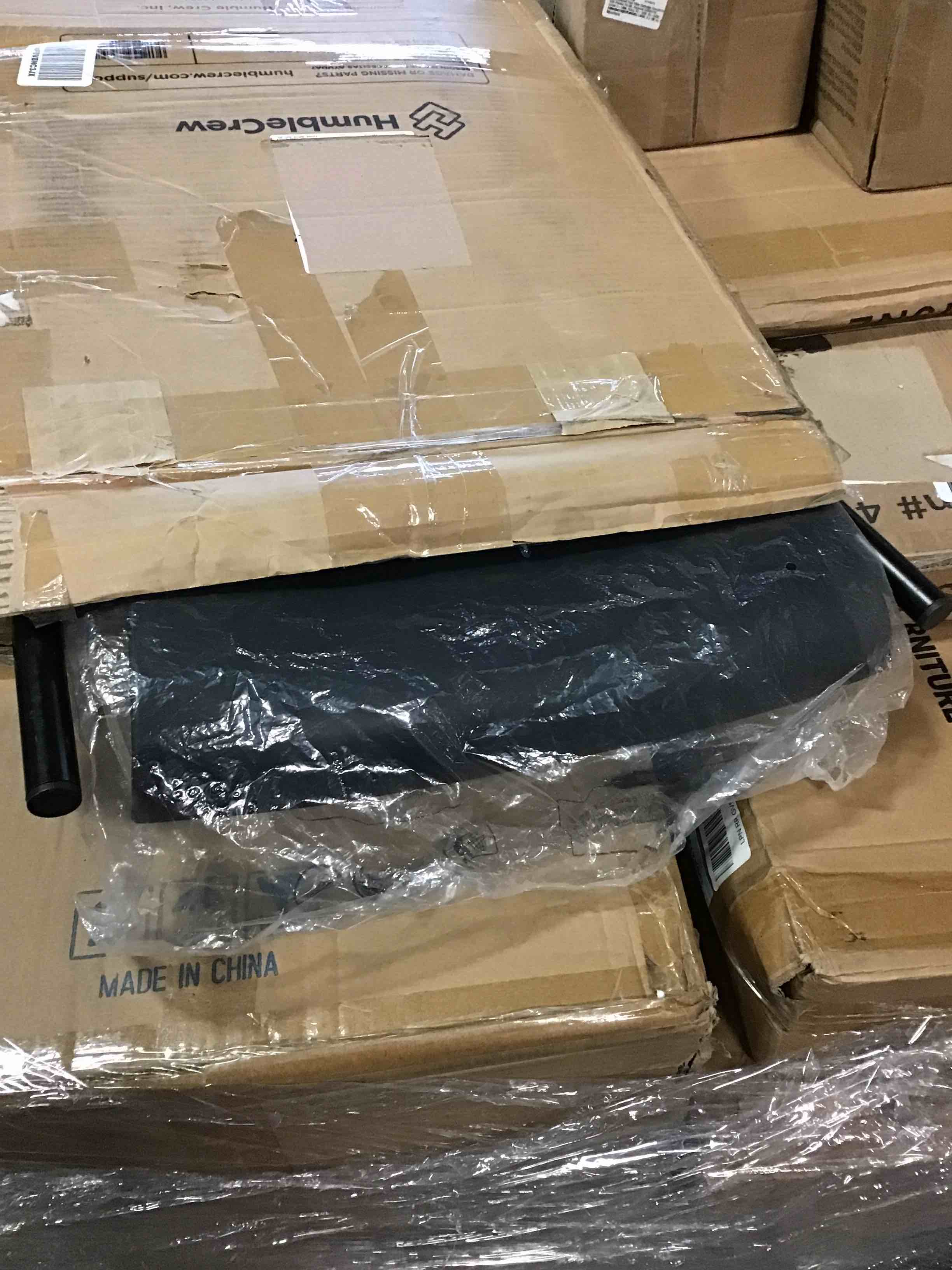 https://s3.amazonaws.com/lotting-images-prod/bidfta/YEL5589221_1696420950139.jpeg