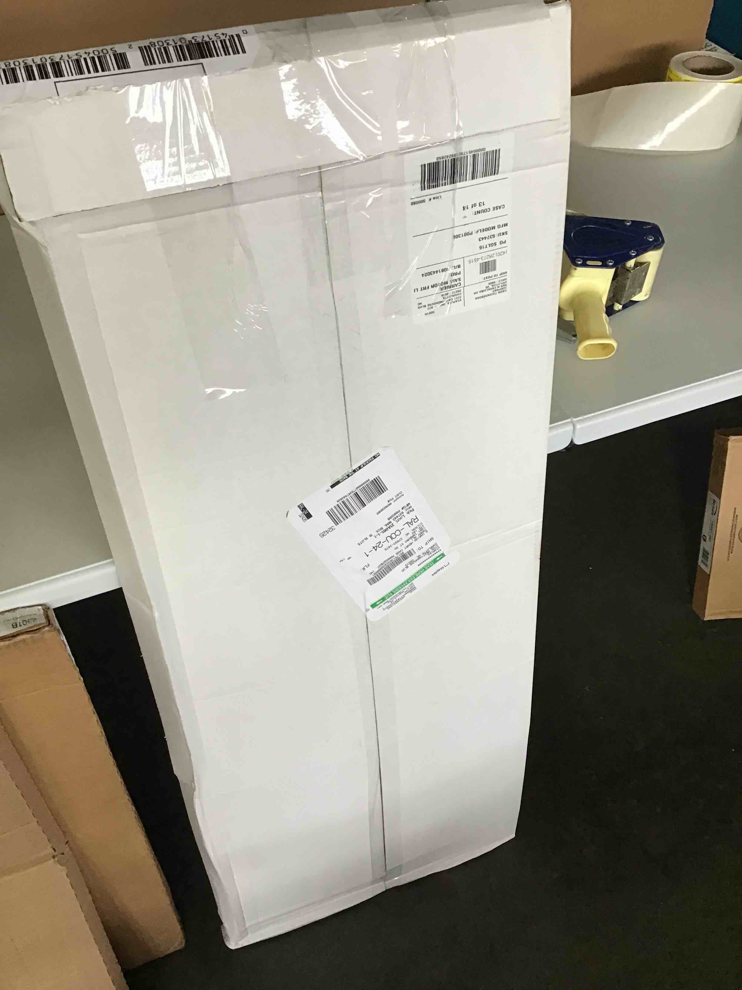 https://s3.amazonaws.com/lotting-images-prod/bidfta/YEL5591657_1695914731707.jpeg