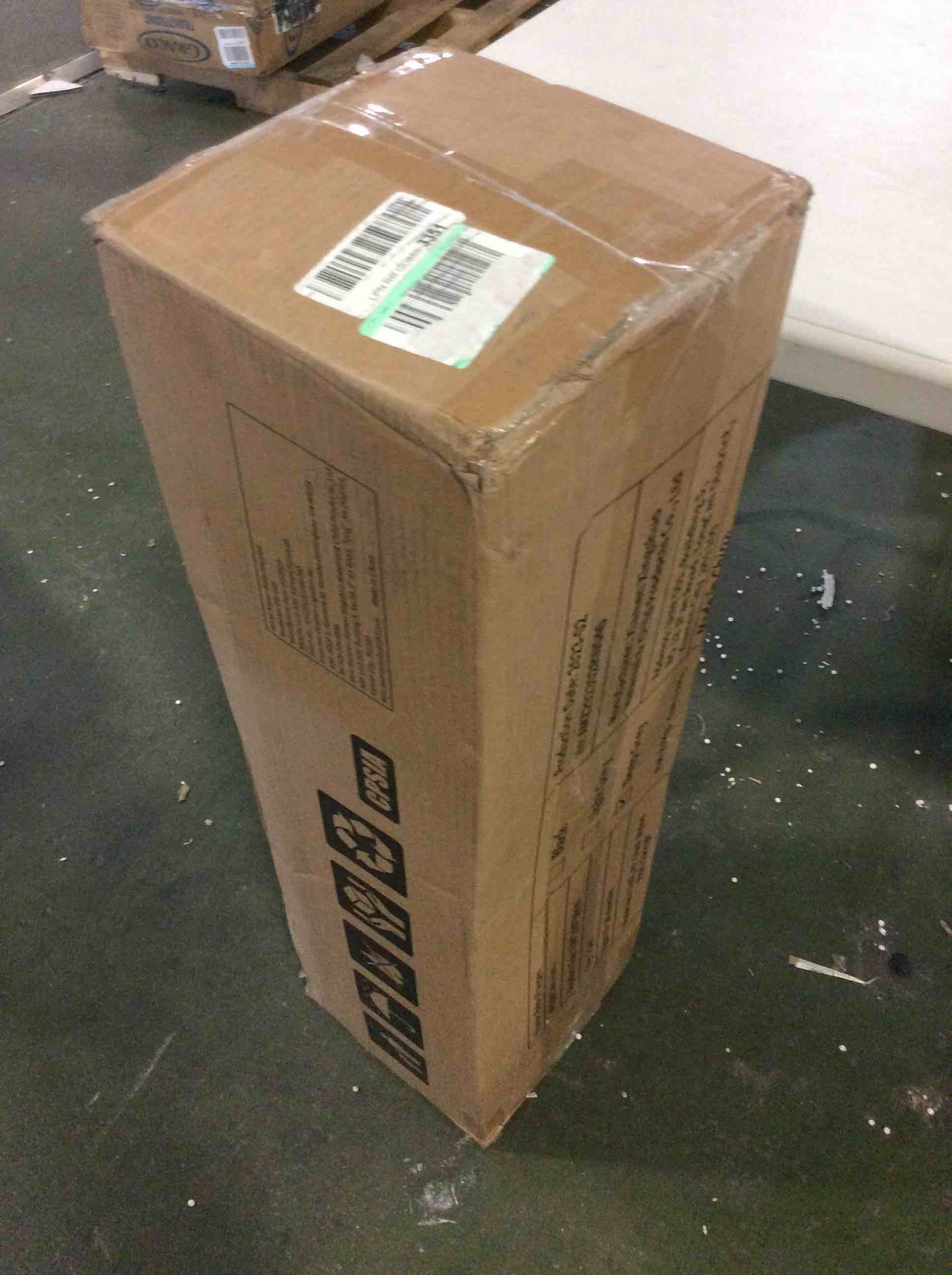 https://s3.amazonaws.com/lotting-images-prod/bidfta/YEL5593658_1696354681818.jpeg