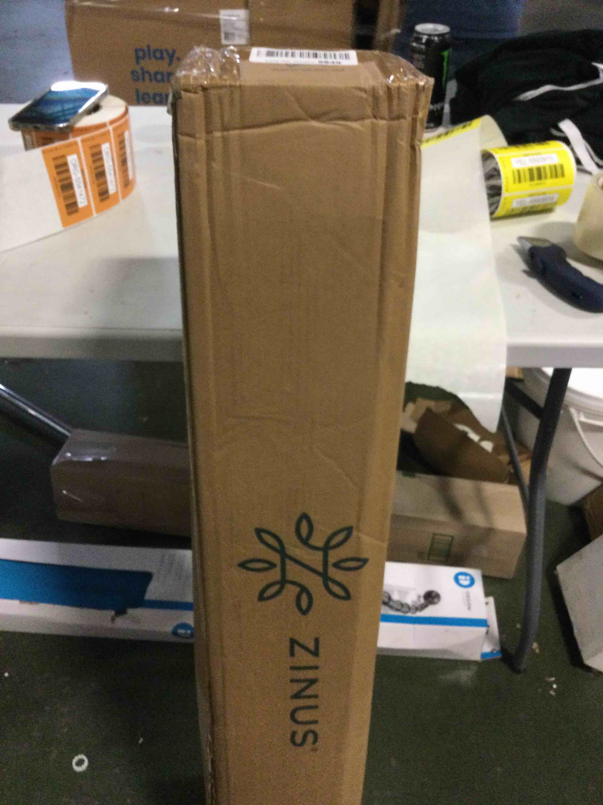 https://s3.amazonaws.com/lotting-images-prod/bidfta/YEL5593909_1696507890583.jpeg