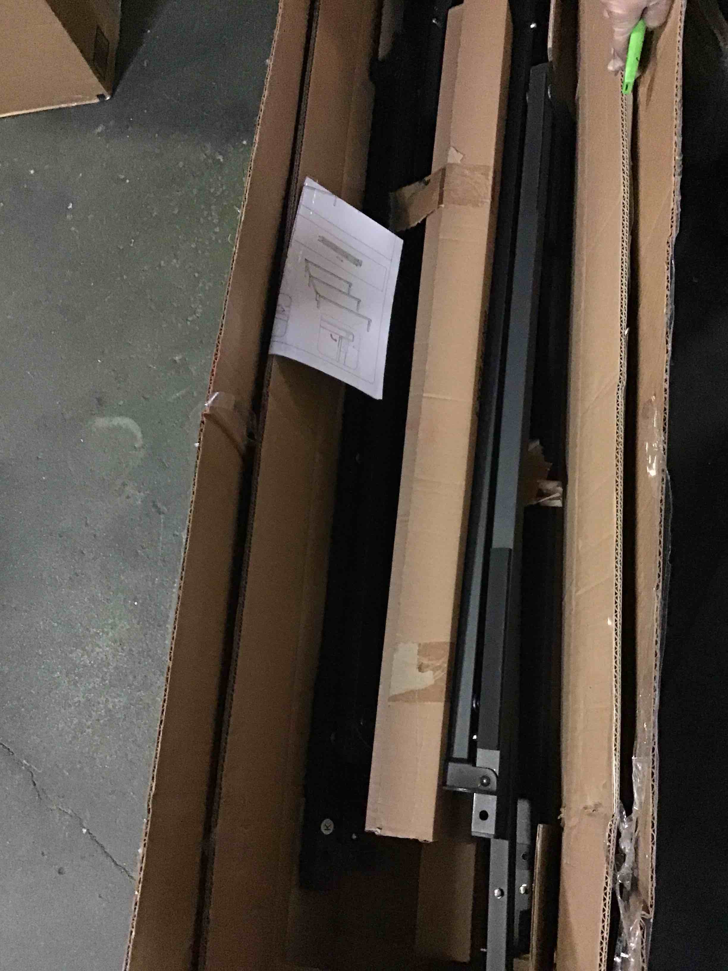 https://s3.amazonaws.com/lotting-images-prod/bidfta/YEL5596459_1699626848638.jpeg