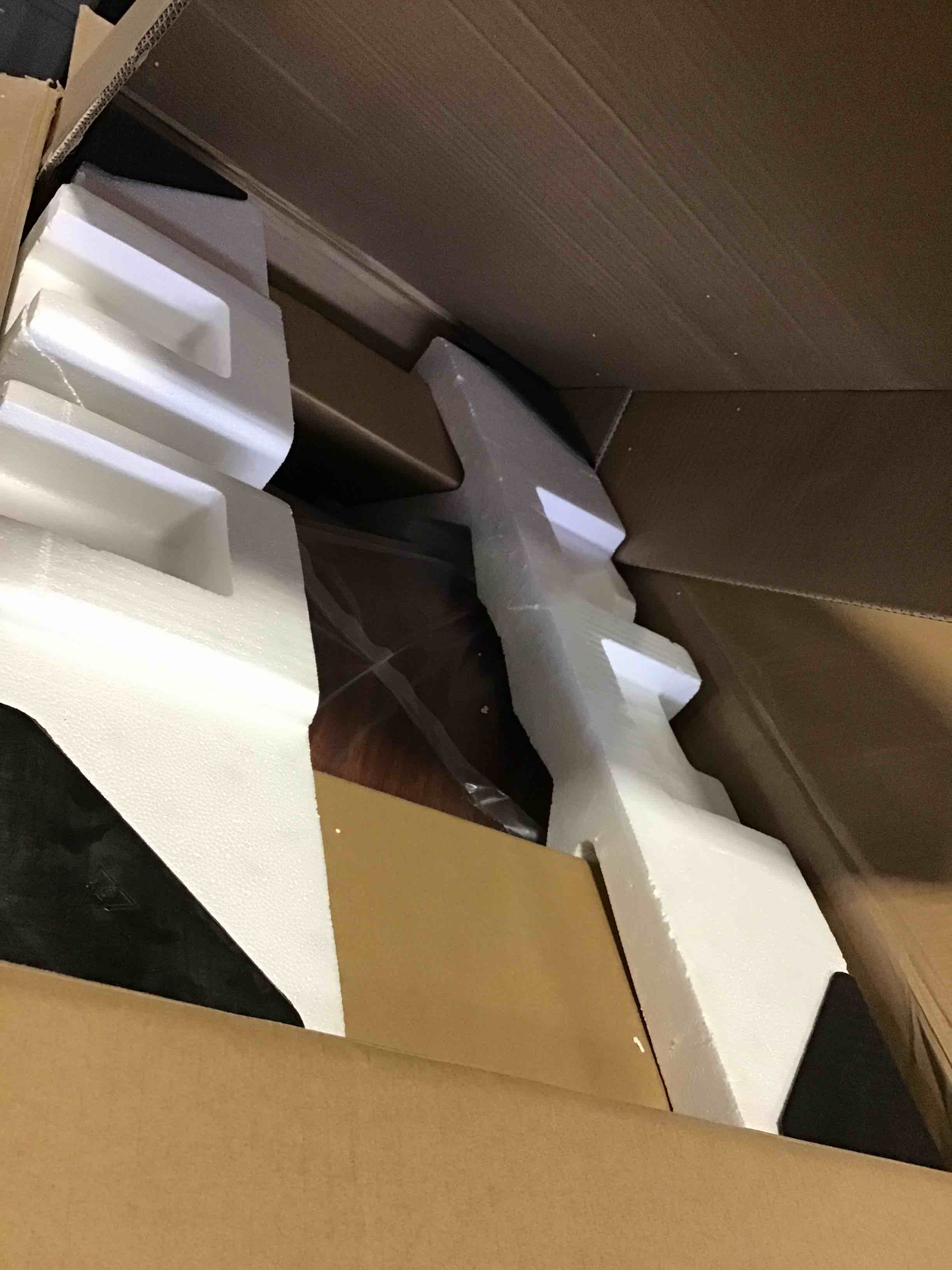https://s3.amazonaws.com/lotting-images-prod/bidfta/YEL5596992_1695932455035.jpeg