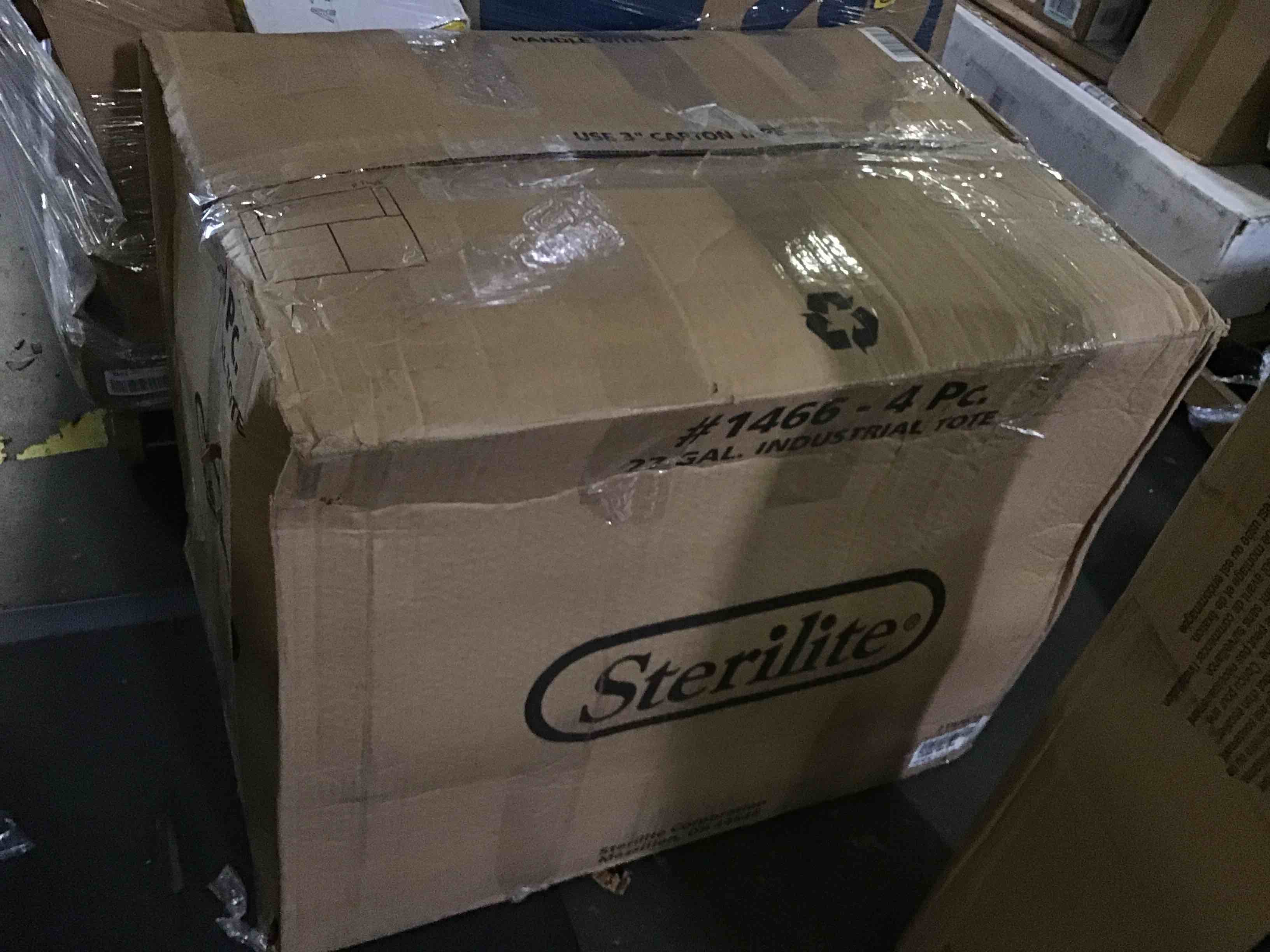 https://s3.amazonaws.com/lotting-images-prod/bidfta/YEL5597730_1696444102248.jpeg
