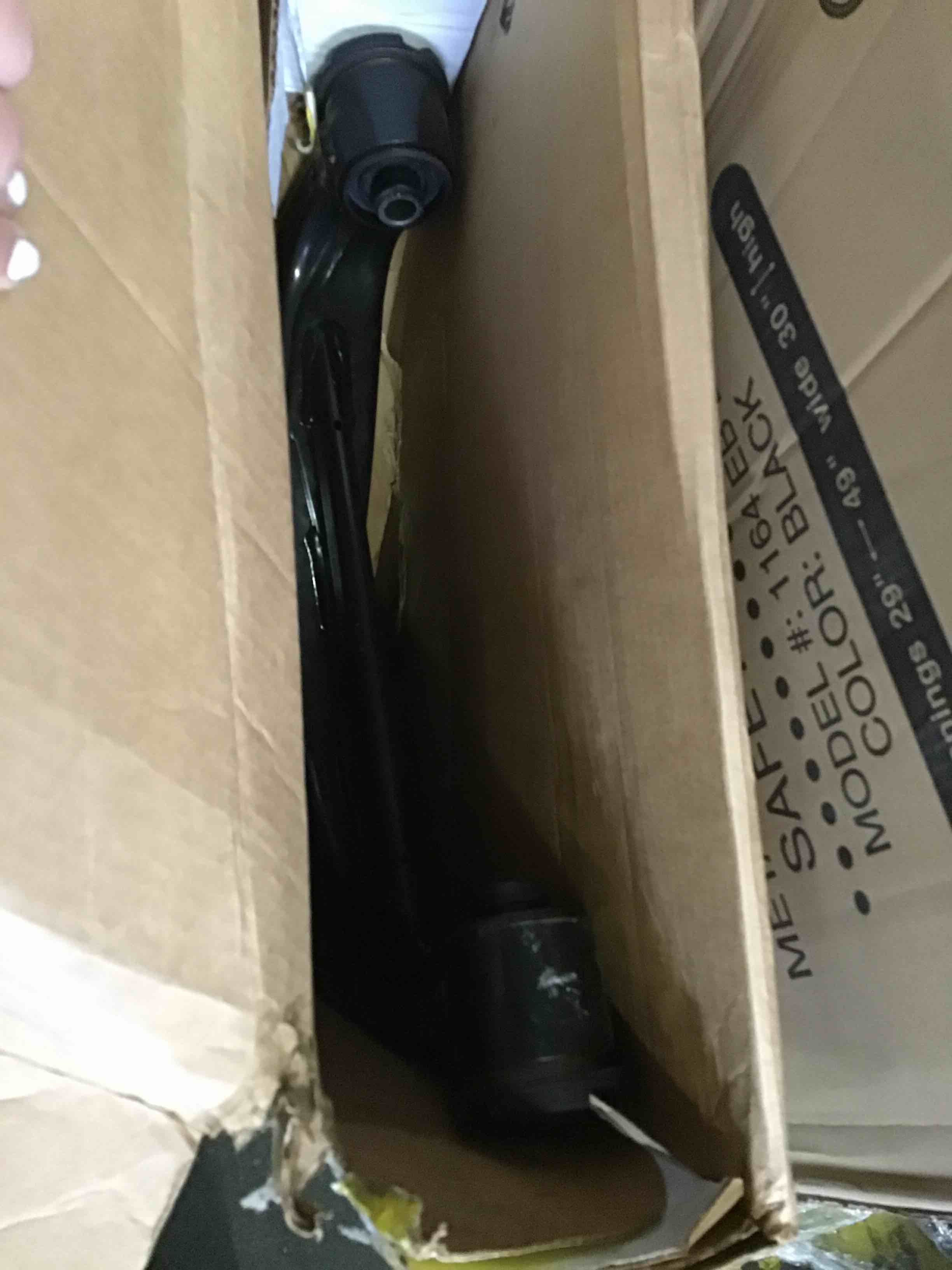 https://s3.amazonaws.com/lotting-images-prod/bidfta/YEL5597754_1696448487570.jpeg