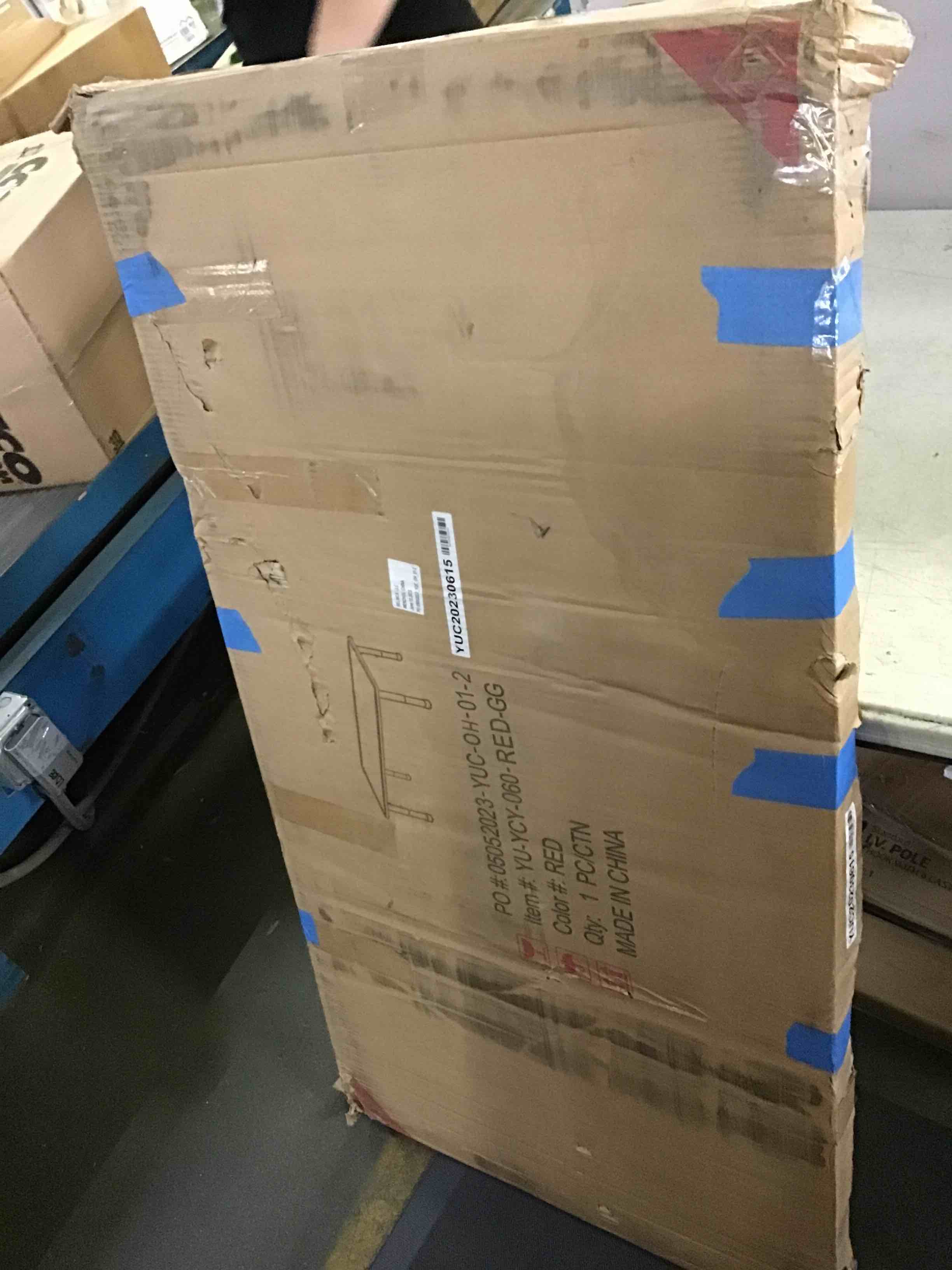 https://s3.amazonaws.com/lotting-images-prod/bidfta/YEL5597889_1696527162089.jpeg
