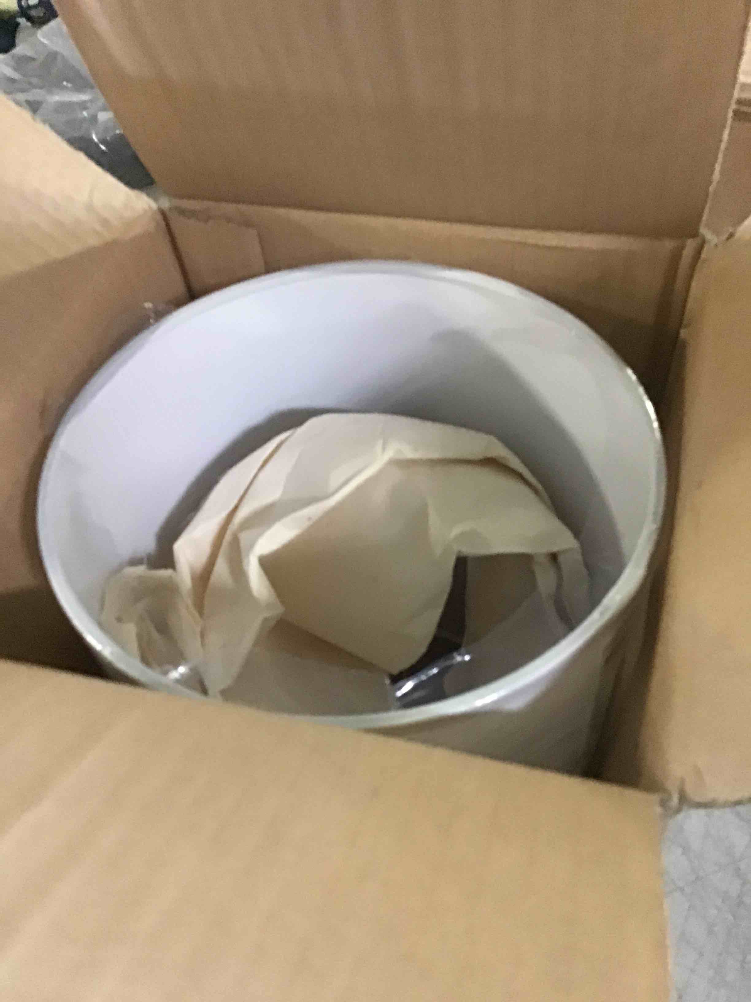 https://s3.amazonaws.com/lotting-images-prod/bidfta/YEL5598197_1696623114817.jpeg