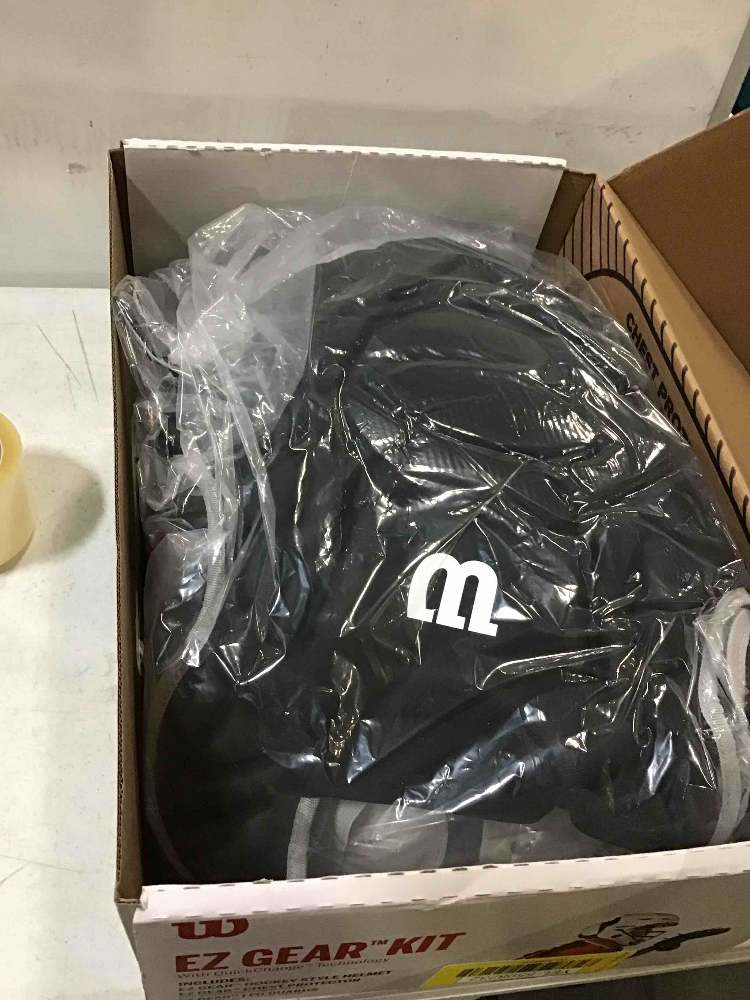 https://s3.amazonaws.com/lotting-images-prod/bidfta/YEL5598232_1696852851334.jpeg