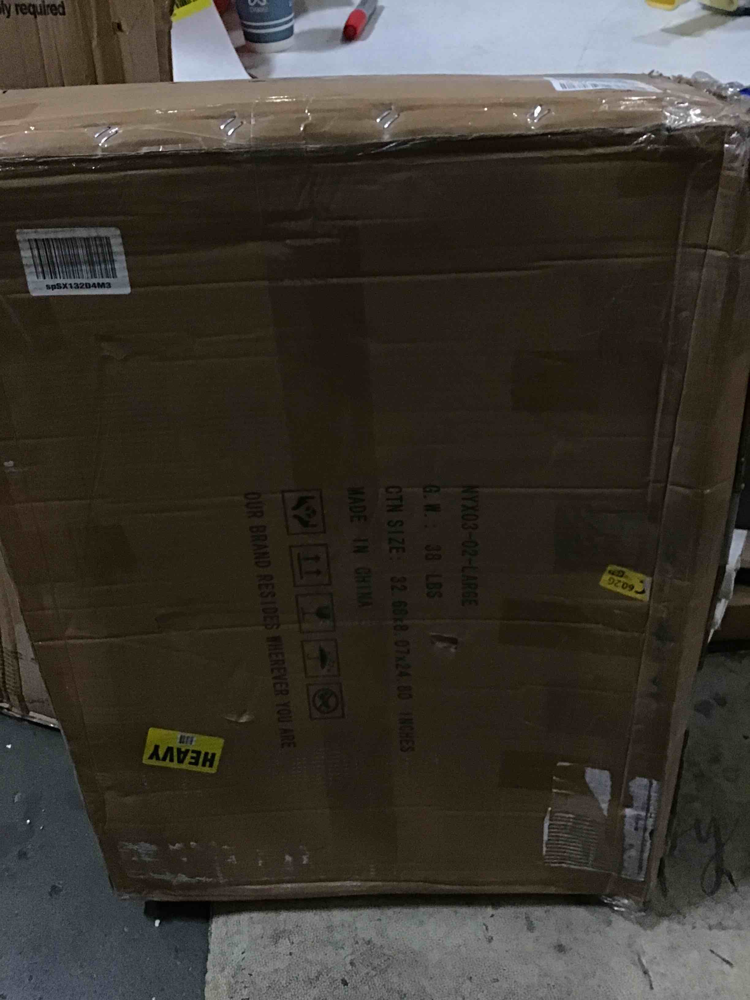 https://s3.amazonaws.com/lotting-images-prod/bidfta/YEL5598299_1696864006908.jpeg