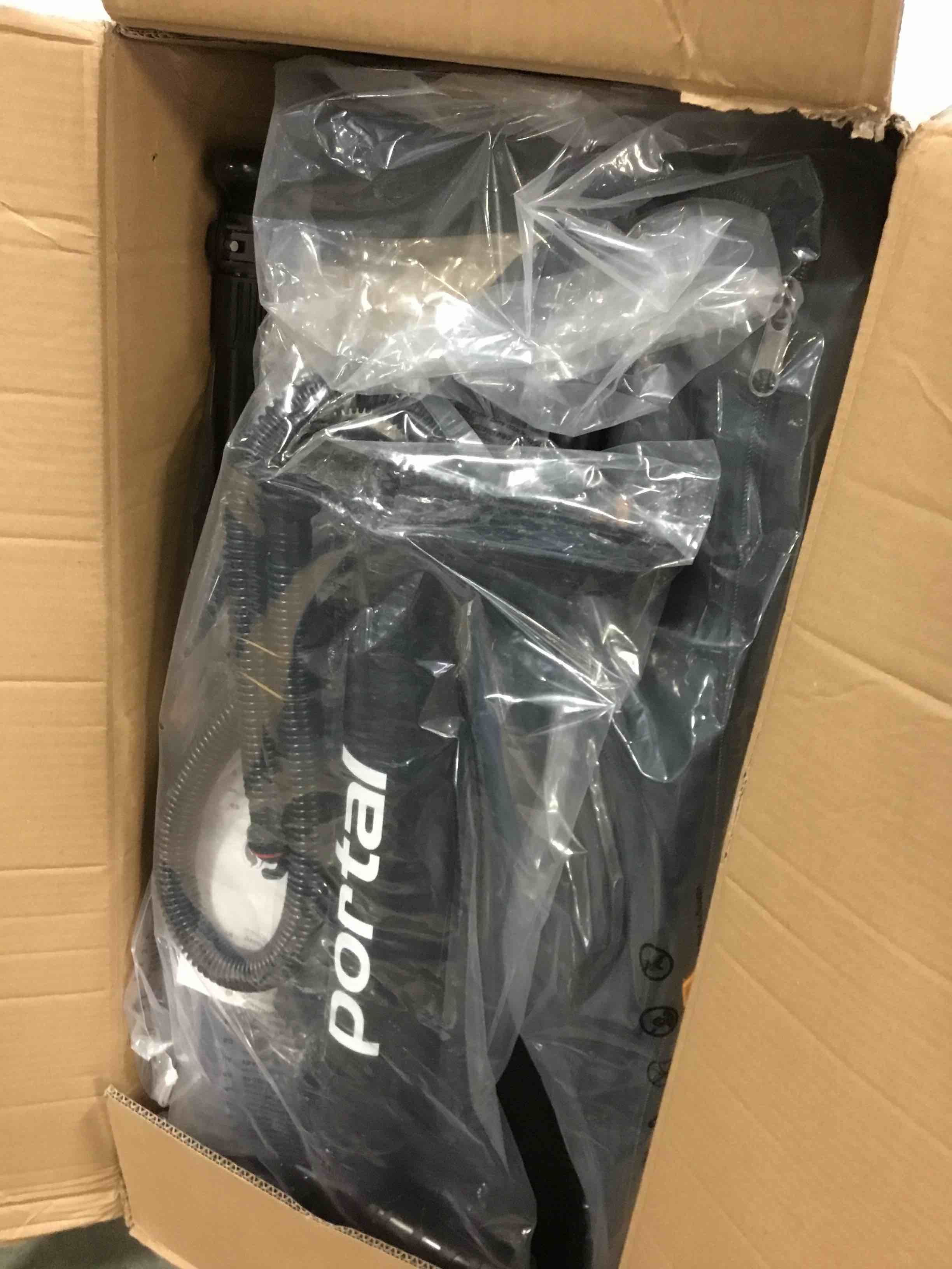 https://s3.amazonaws.com/lotting-images-prod/bidfta/YEL5598478_1695826148248.jpeg