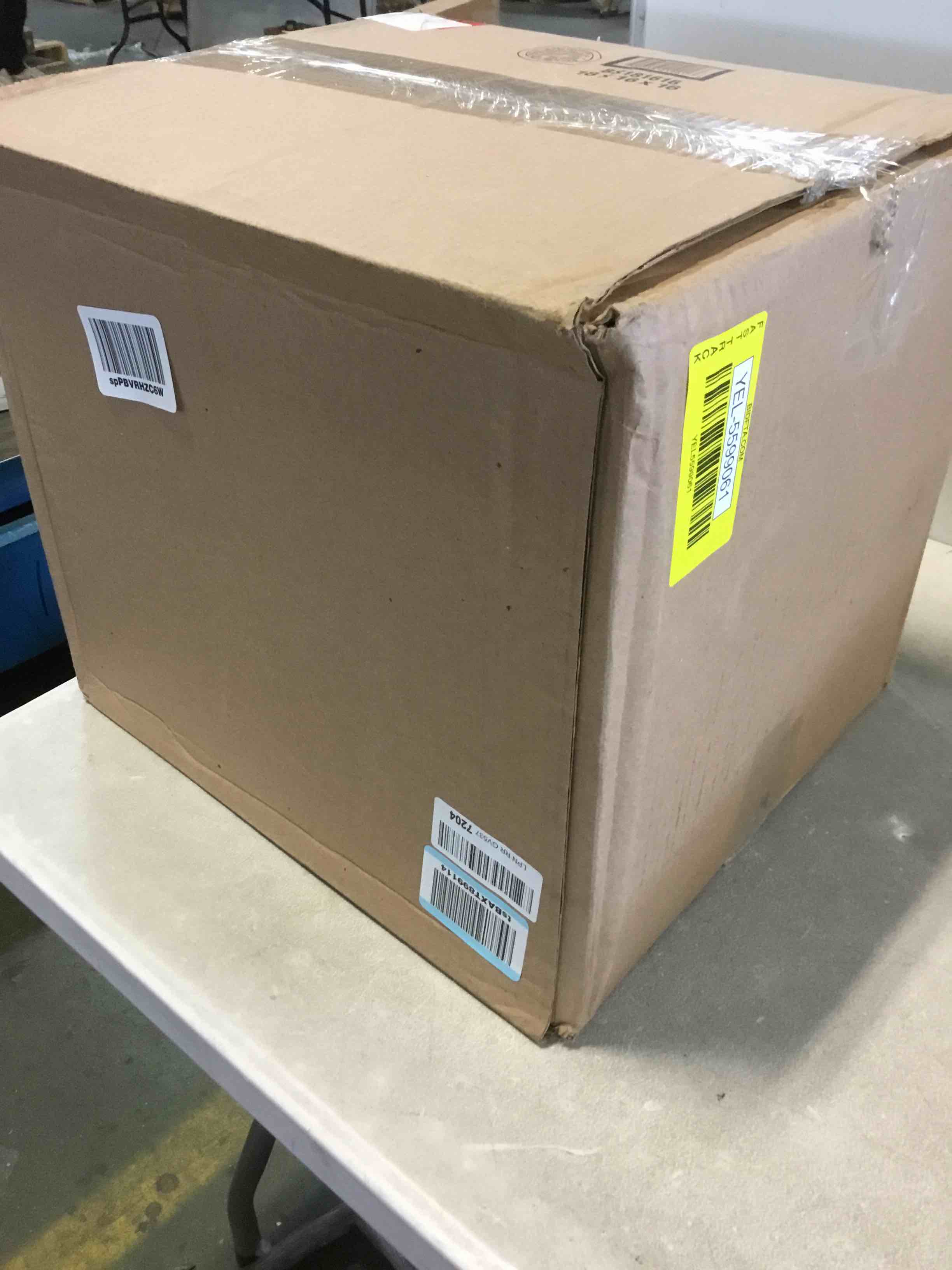 https://s3.amazonaws.com/lotting-images-prod/bidfta/YEL5599061_1697225865022.jpeg