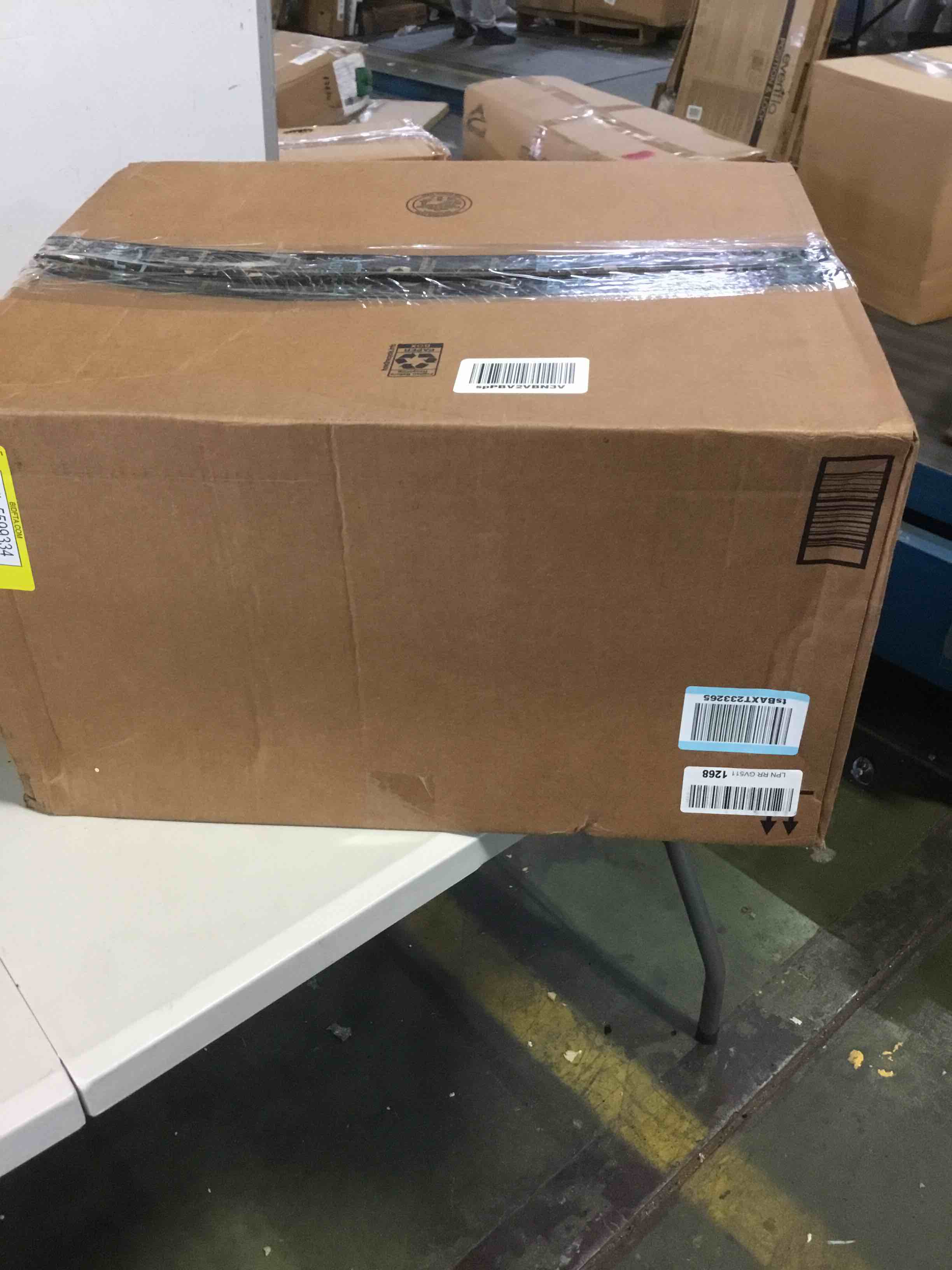 https://s3.amazonaws.com/lotting-images-prod/bidfta/YEL5599334_1697470485368.jpeg