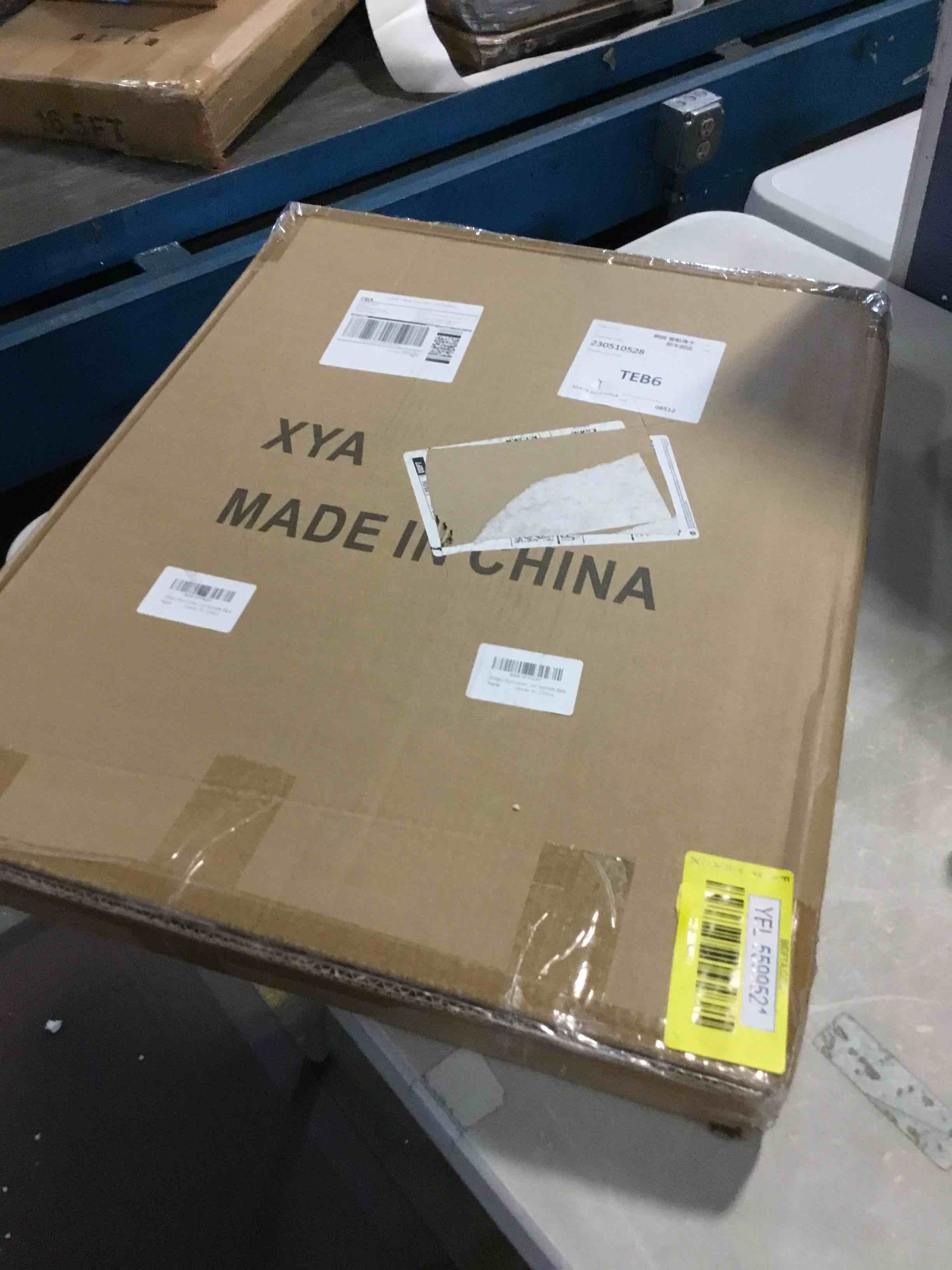 https://s3.amazonaws.com/lotting-images-prod/bidfta/YEL5599521_1697555129917.jpeg