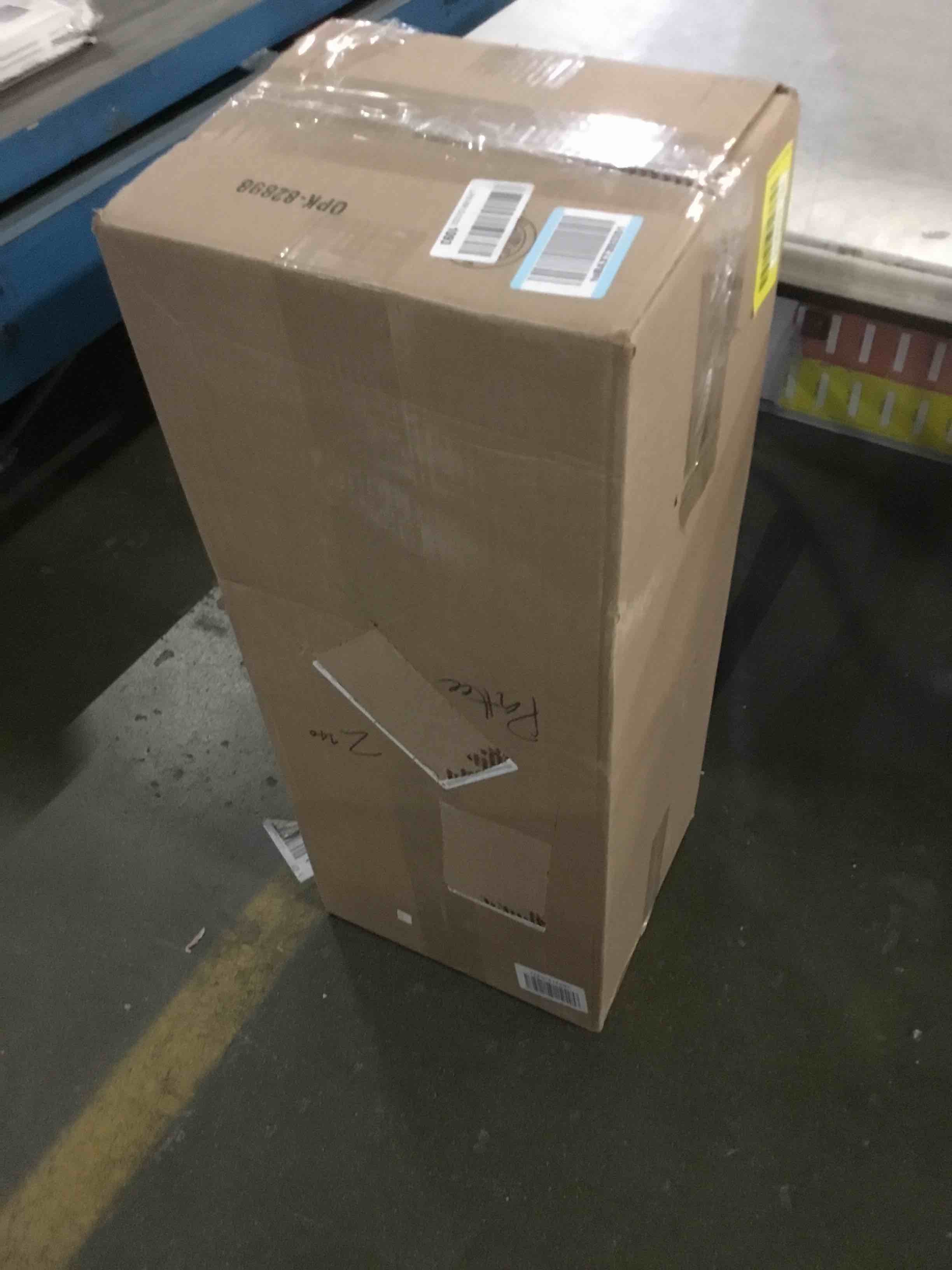 https://s3.amazonaws.com/lotting-images-prod/bidfta/YEL5599610_1697805389392.jpeg