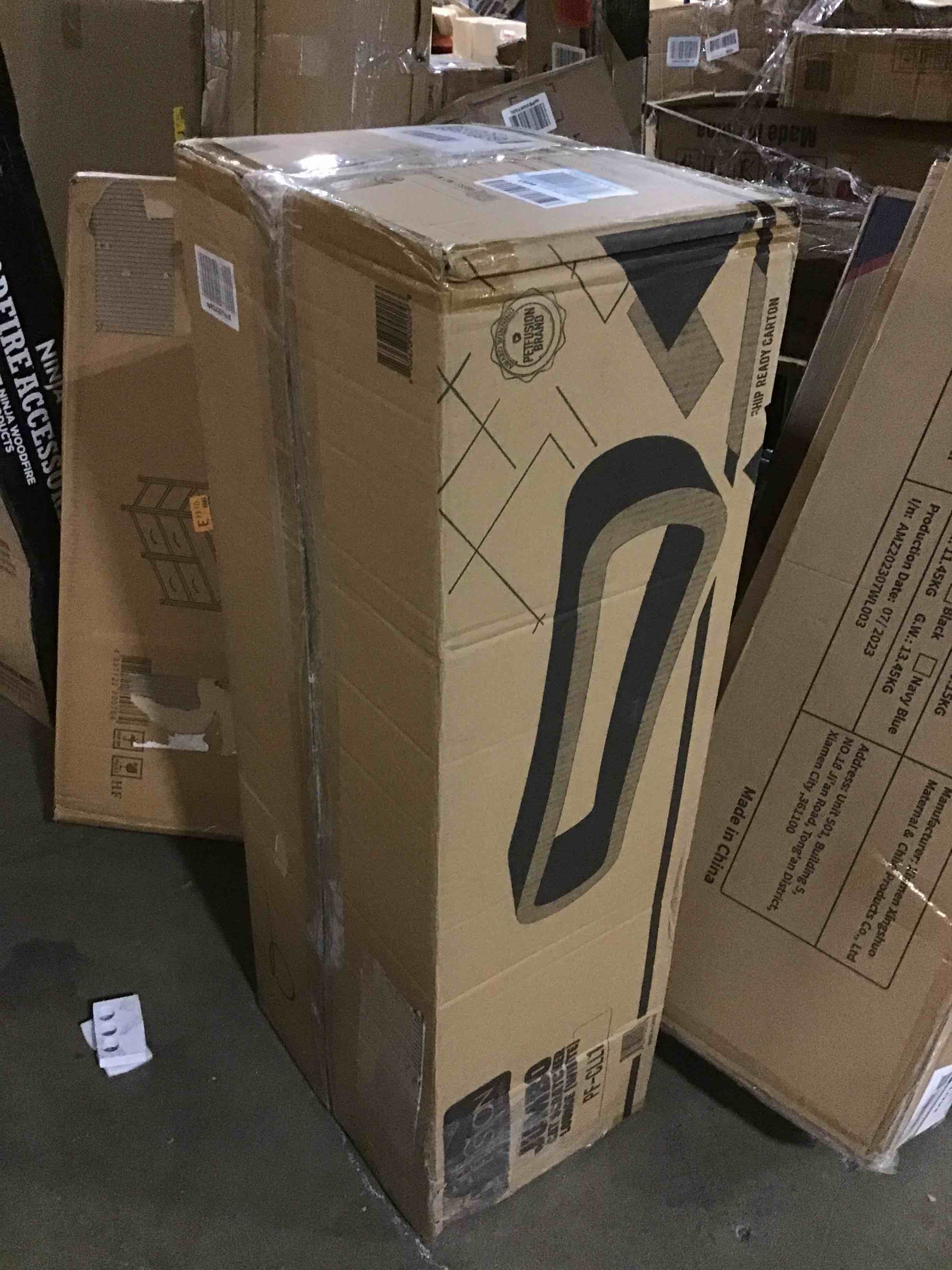 https://s3.amazonaws.com/lotting-images-prod/bidfta/YEL5600996_1706025098388.jpeg