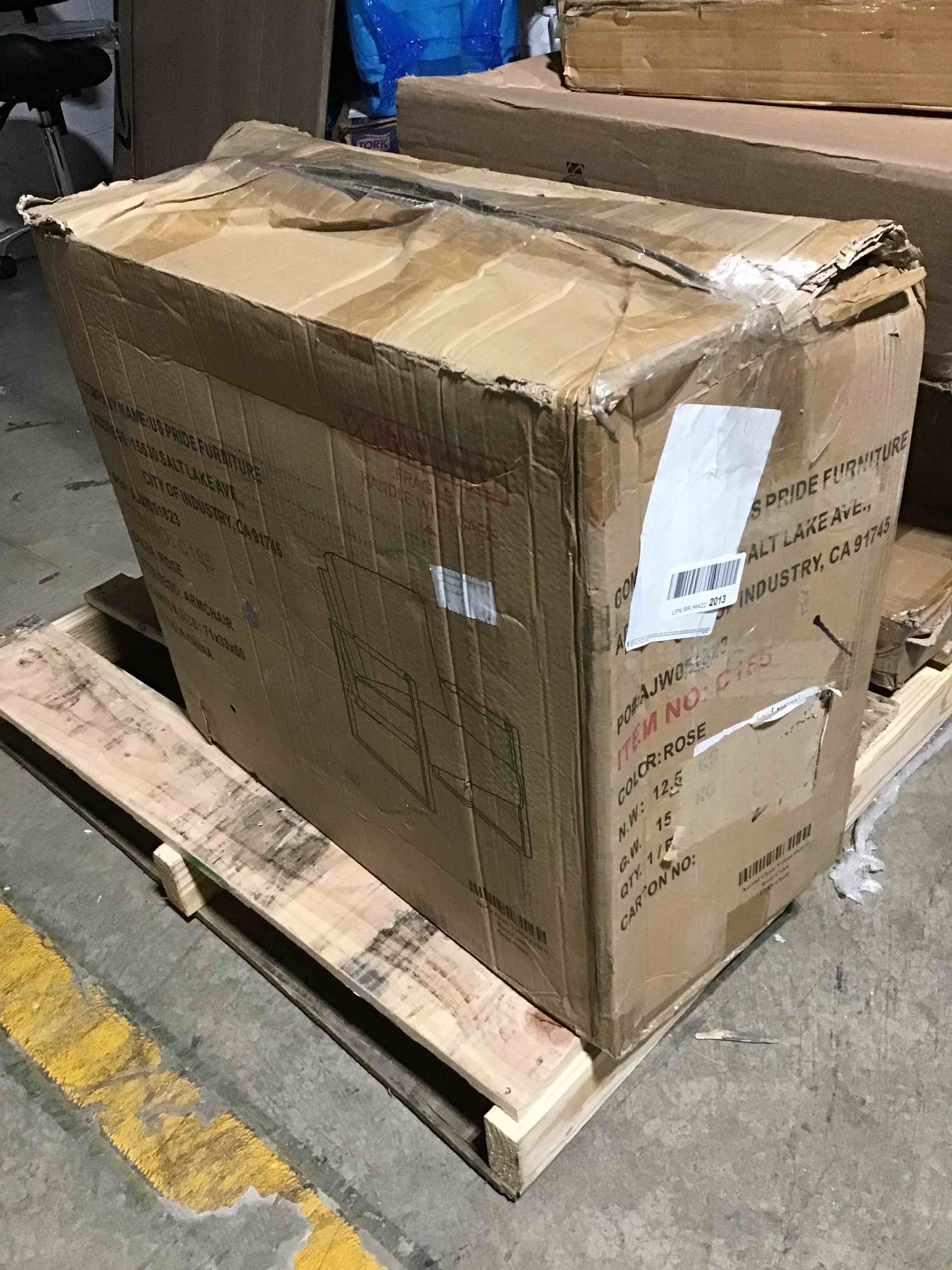https://s3.amazonaws.com/lotting-images-prod/bidfta/YEL5603924_1708119816529.jpeg