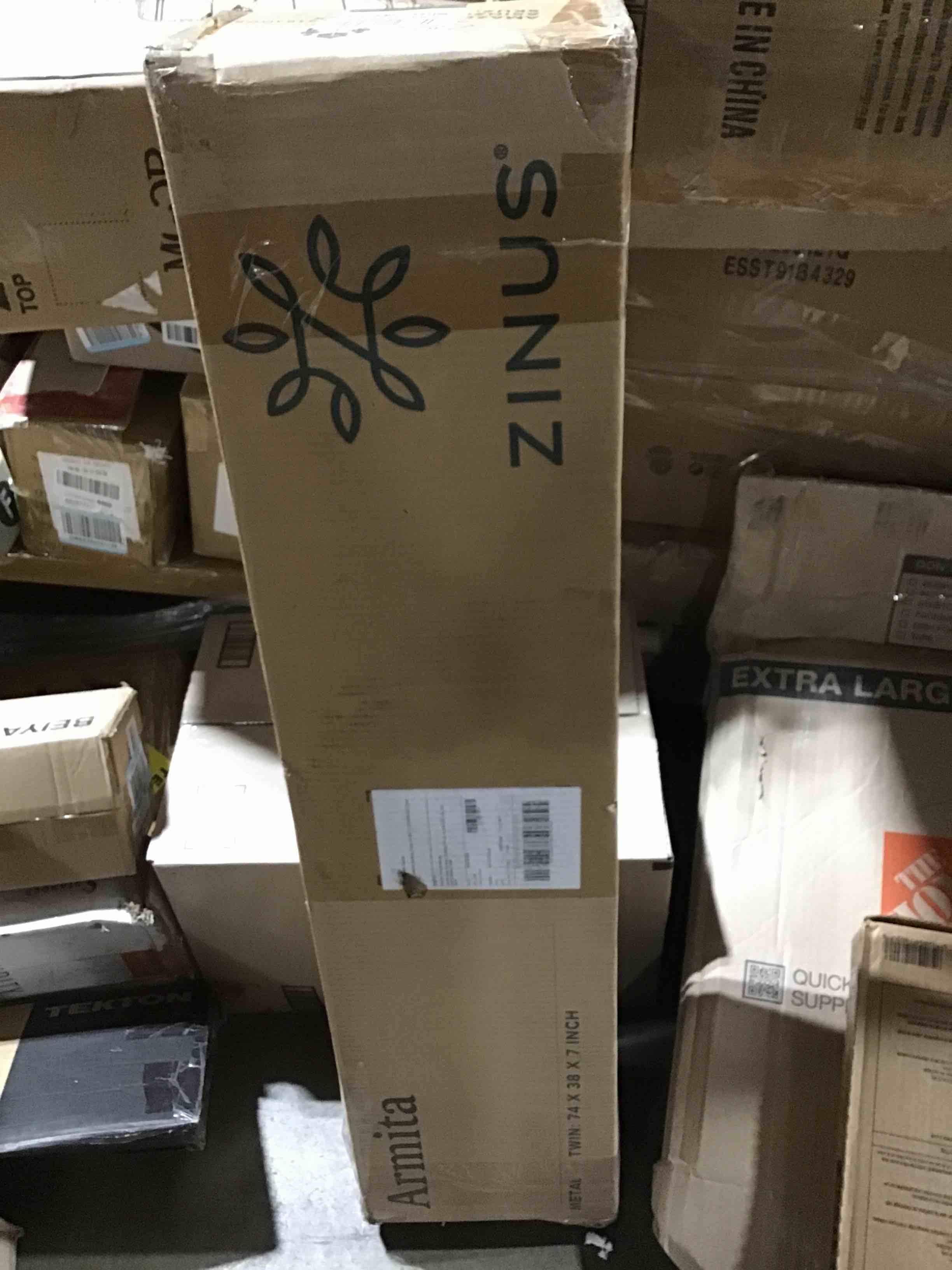 https://s3.amazonaws.com/lotting-images-prod/bidfta/YEL5605580_1708016041124.jpeg