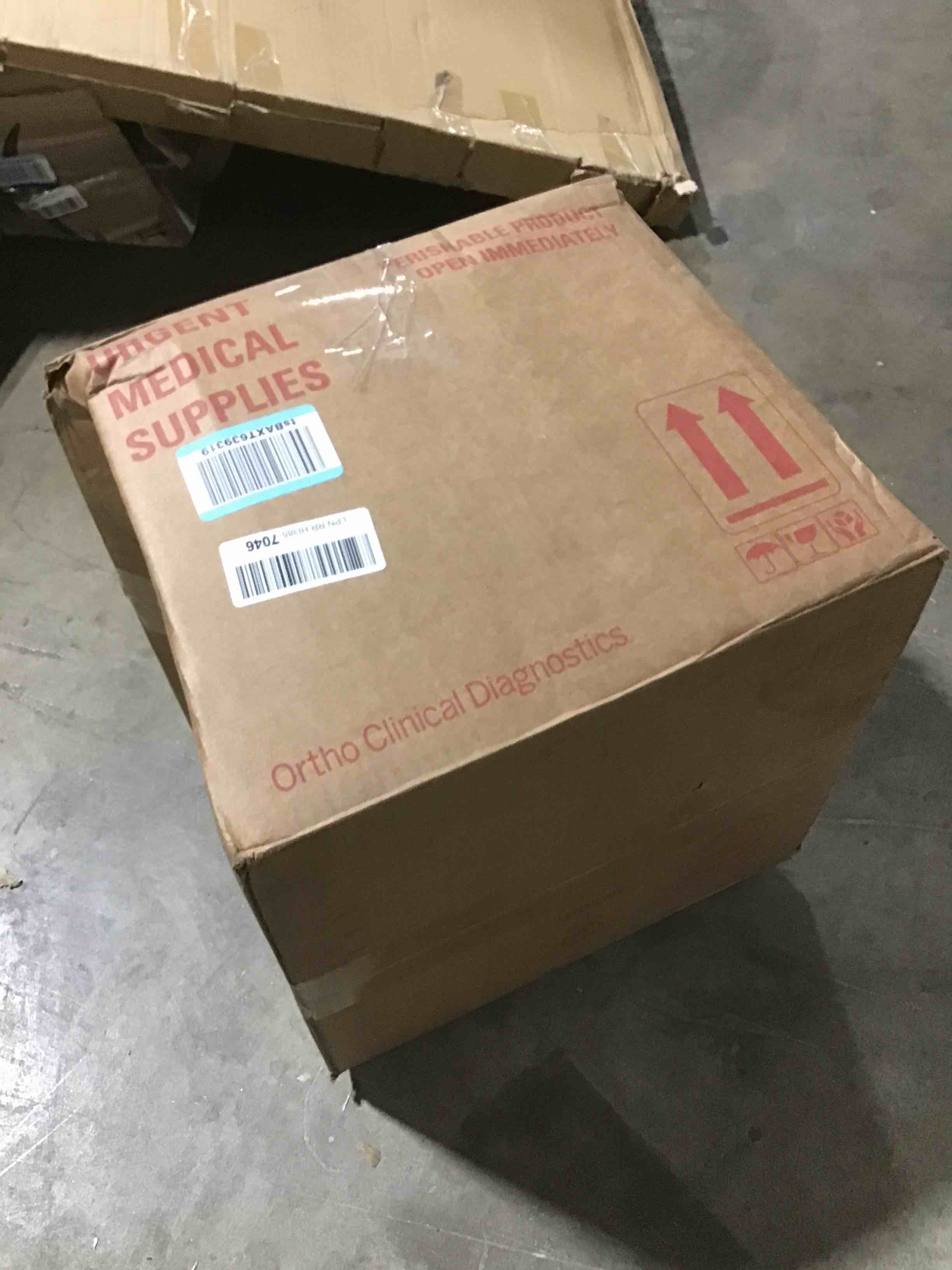 https://s3.amazonaws.com/lotting-images-prod/bidfta/YEL5605627_1708016015585.jpeg