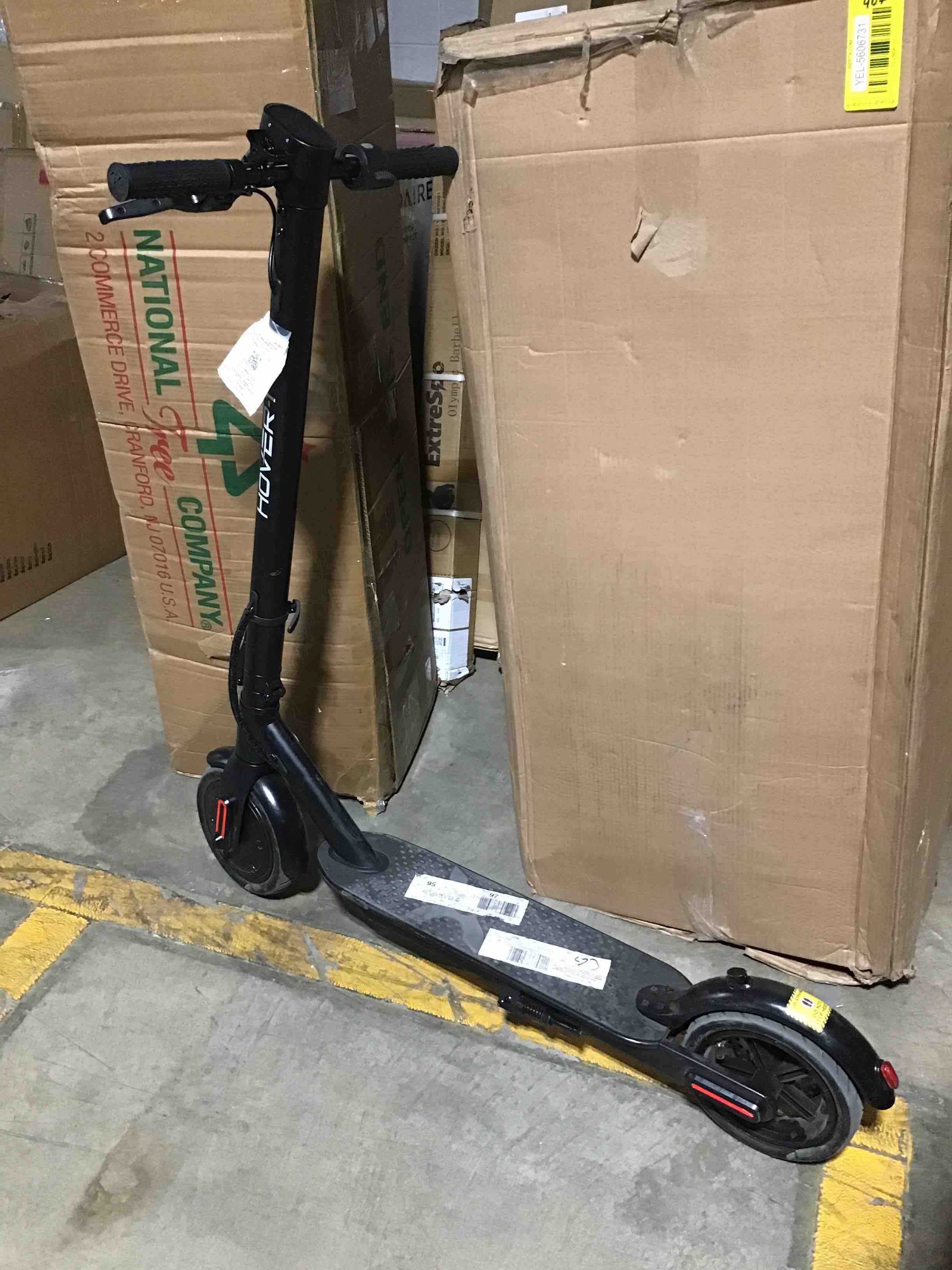 https://s3.amazonaws.com/lotting-images-prod/bidfta/YEL5606737_1705614665115.jpeg