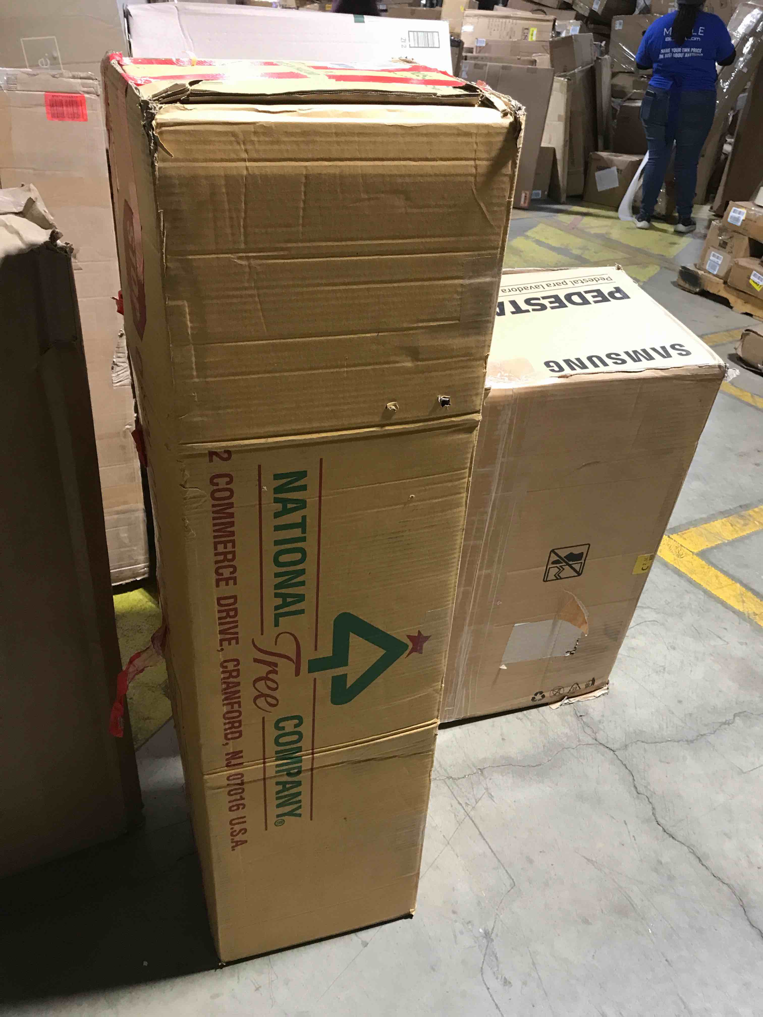 https://s3.amazonaws.com/lotting-images-prod/bidfta/YEL5608629_1706714726791.jpeg