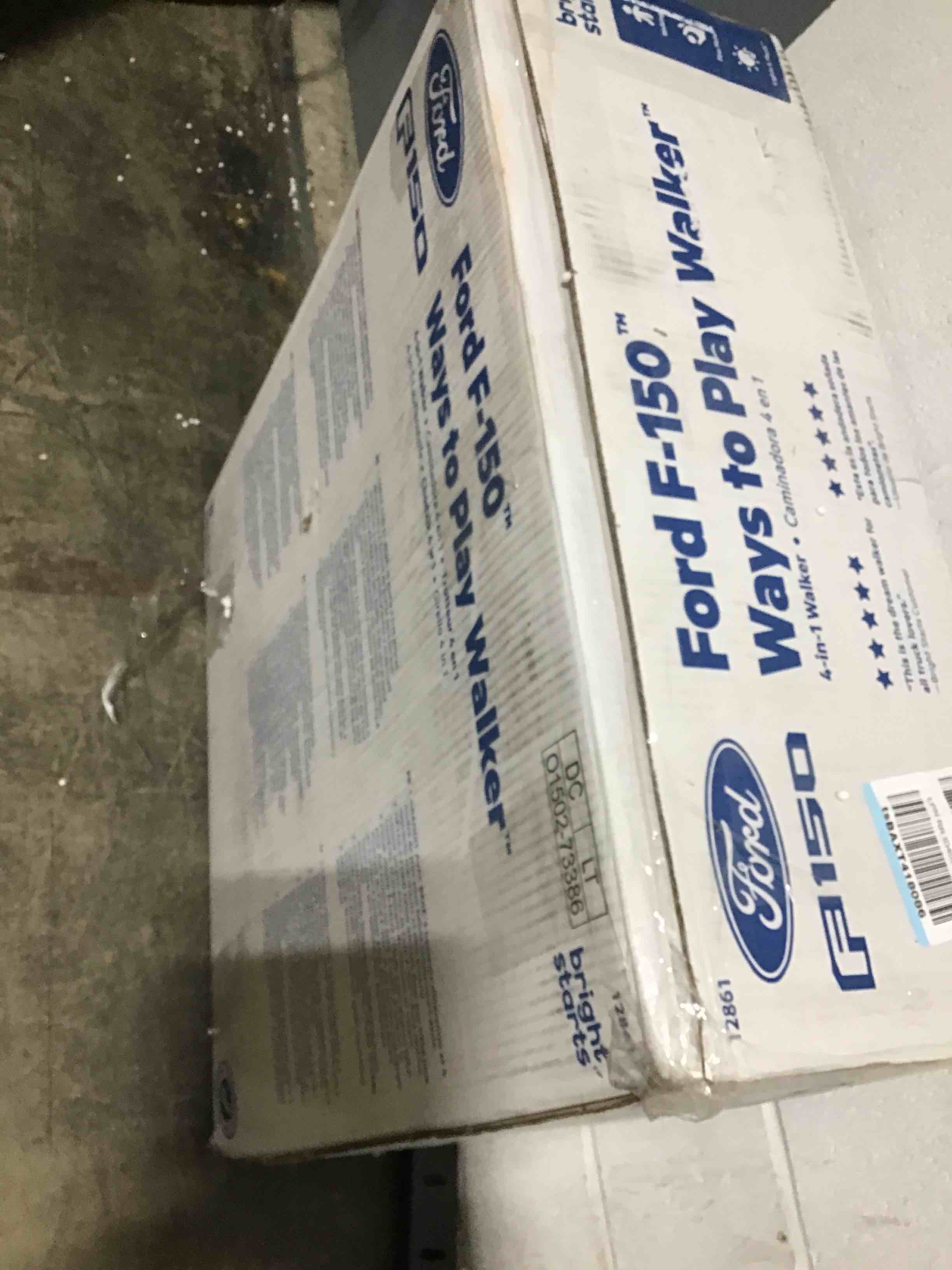 https://s3.amazonaws.com/lotting-images-prod/bidfta/YEL5611180_1708020852919.jpeg